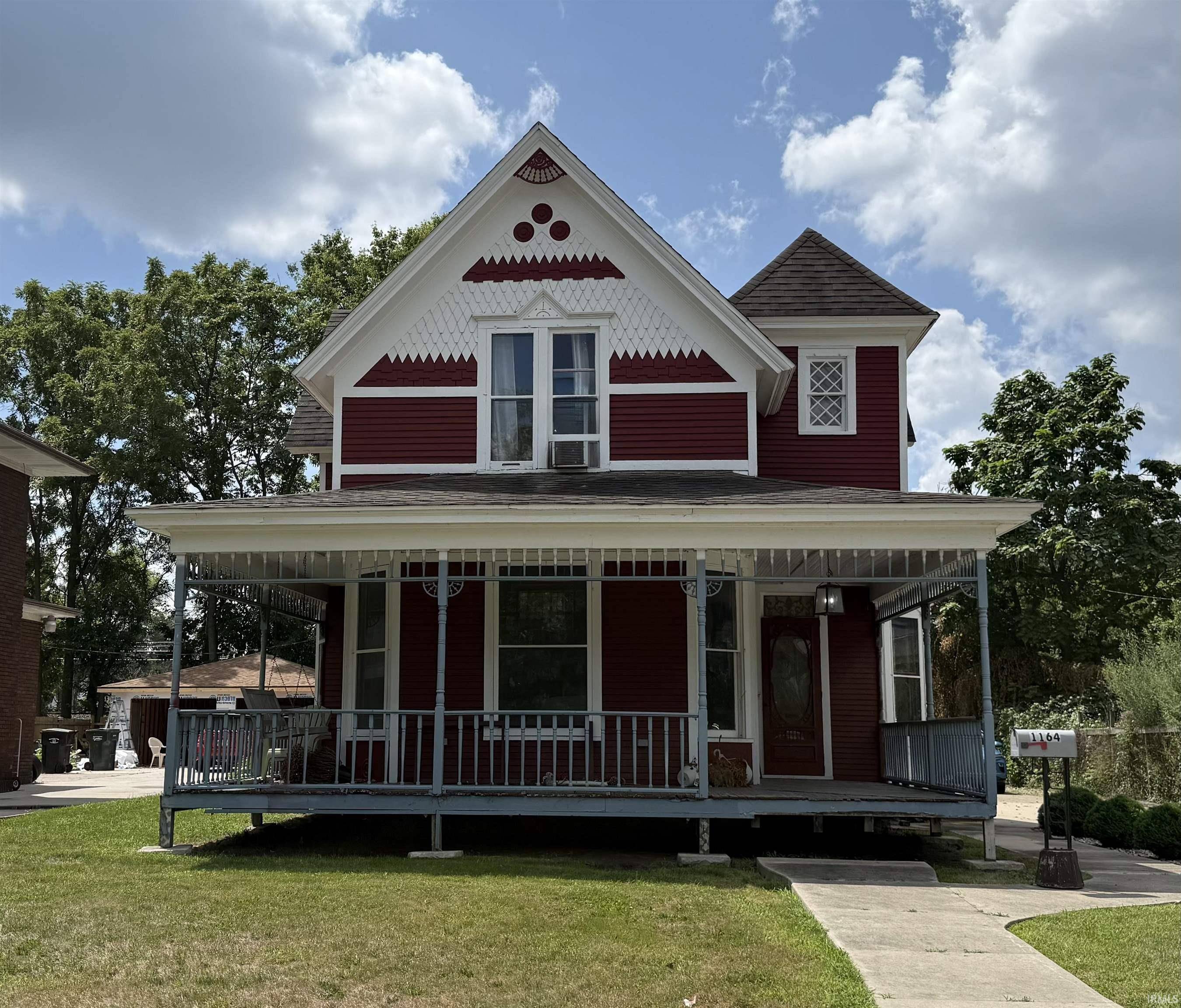 South Bend, IN 46601-3728,1164 Lincoln Way