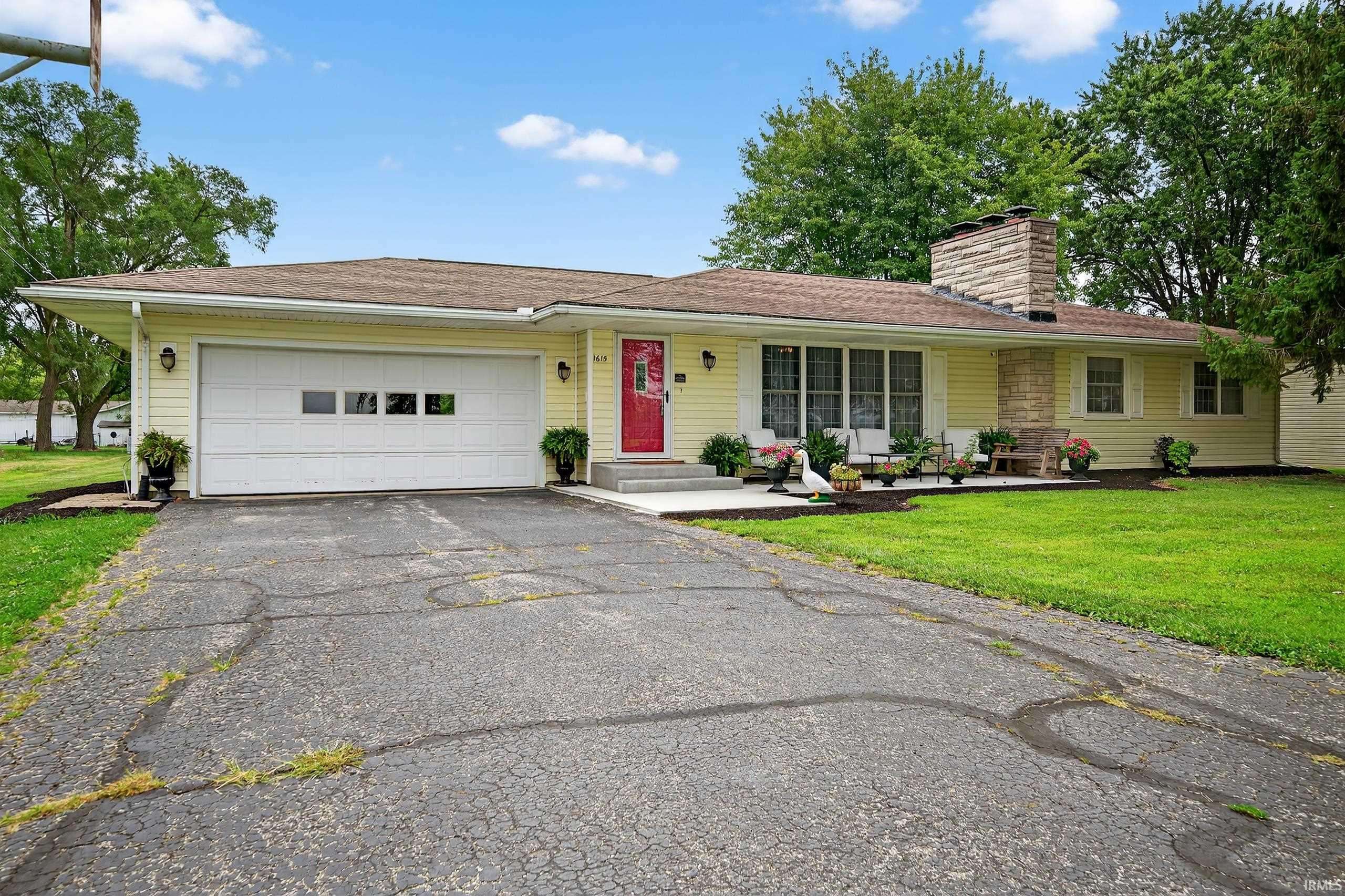 Marion, IN 46953,1615 S GENEVA Avenue