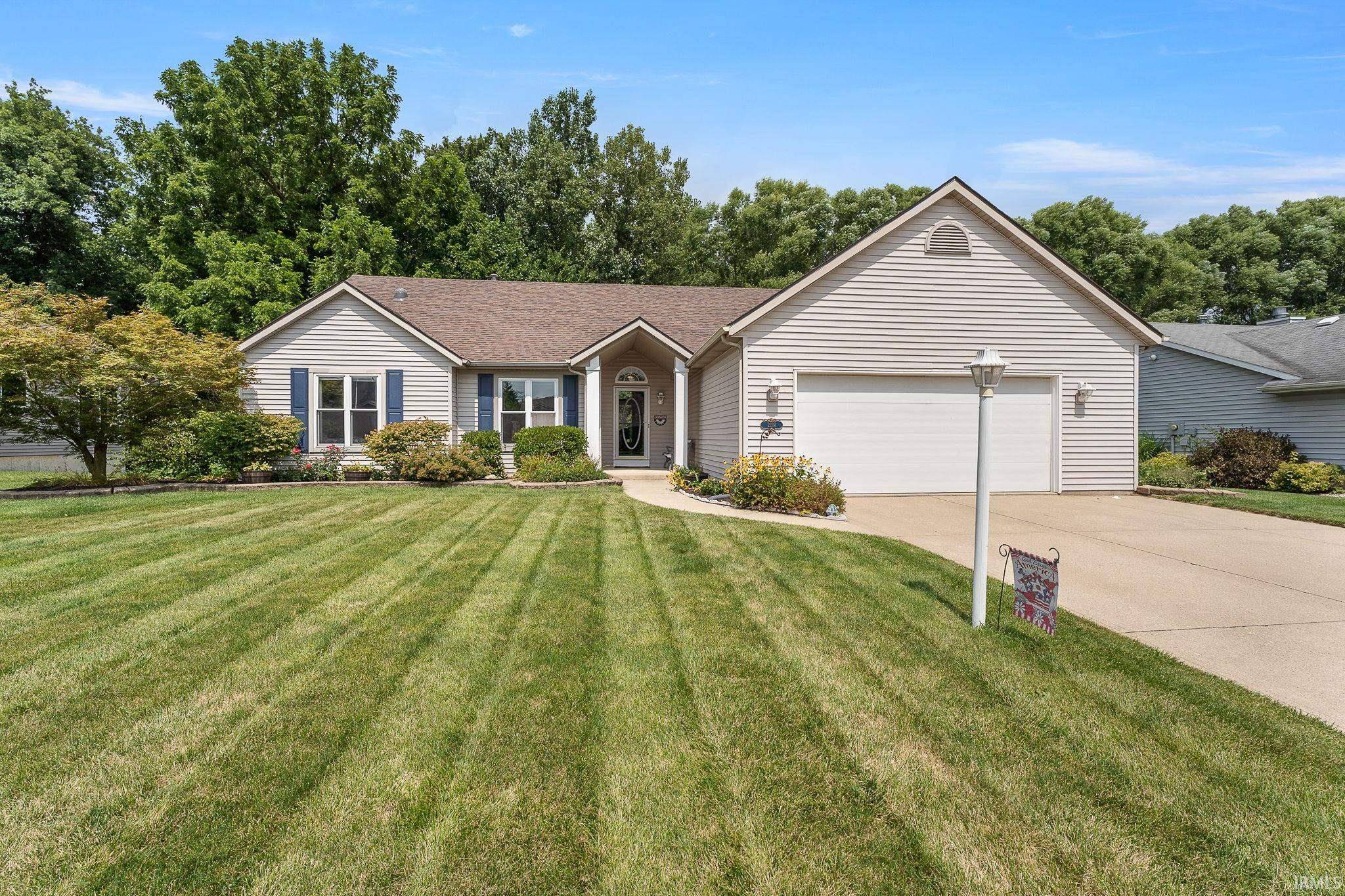Kendallville, IN 46755-2871,2014 Jonathan Street