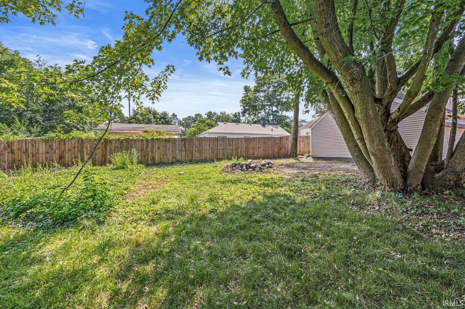 South Bend, IN 46613,2109 Prairie Avenue