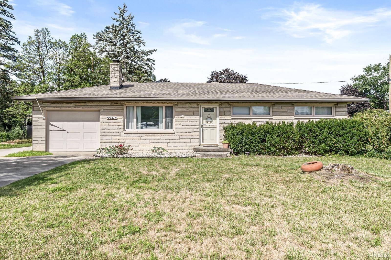 Osceola, IN 46561,55415 Barksdale Street