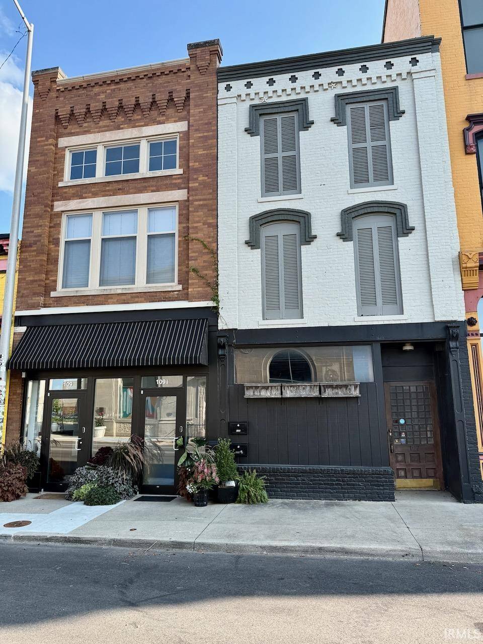 Muncie, IN 47305,109, 107, 113 E Main Street