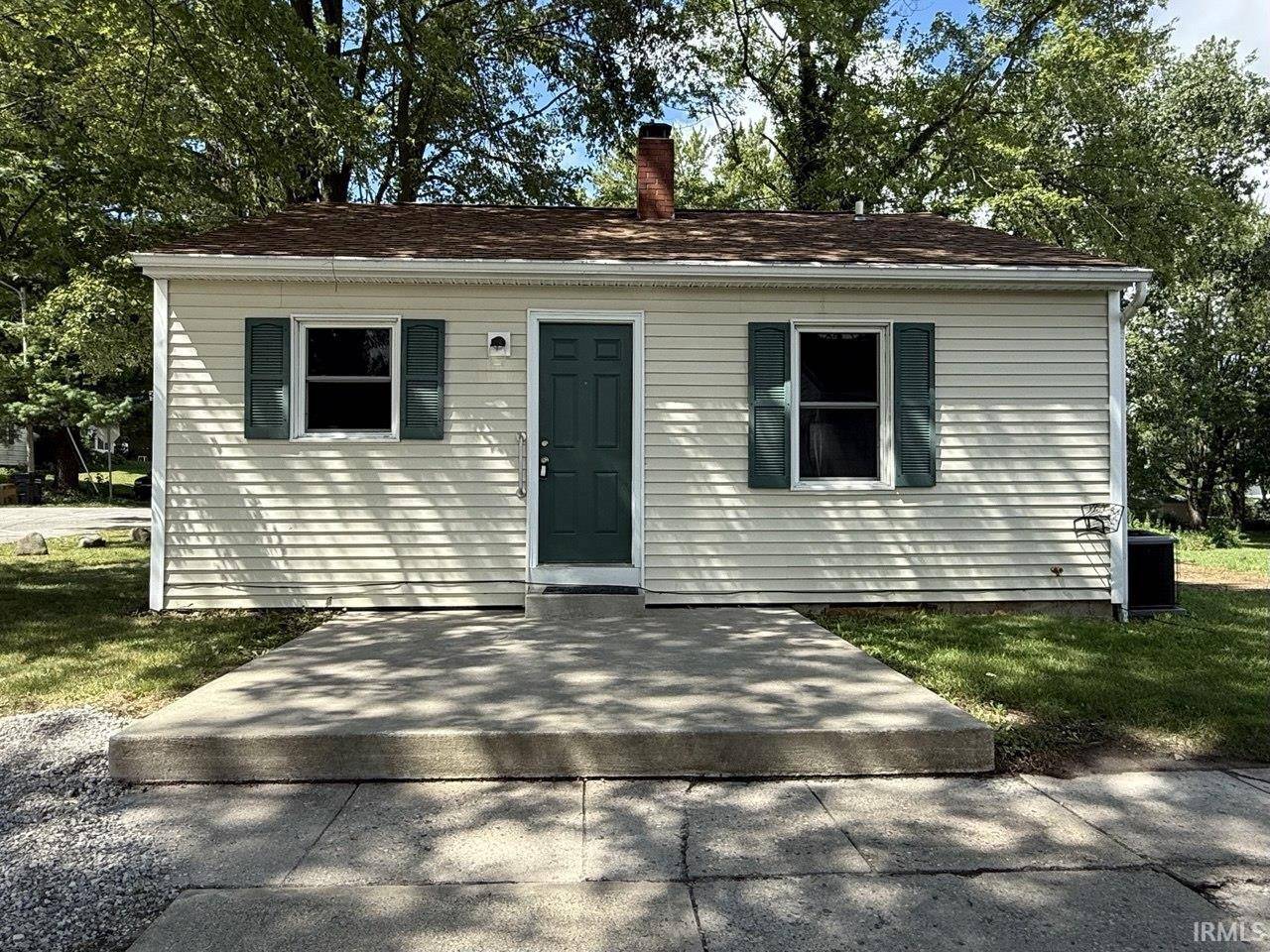 Pierceton, IN 46562,502 N Grant Street