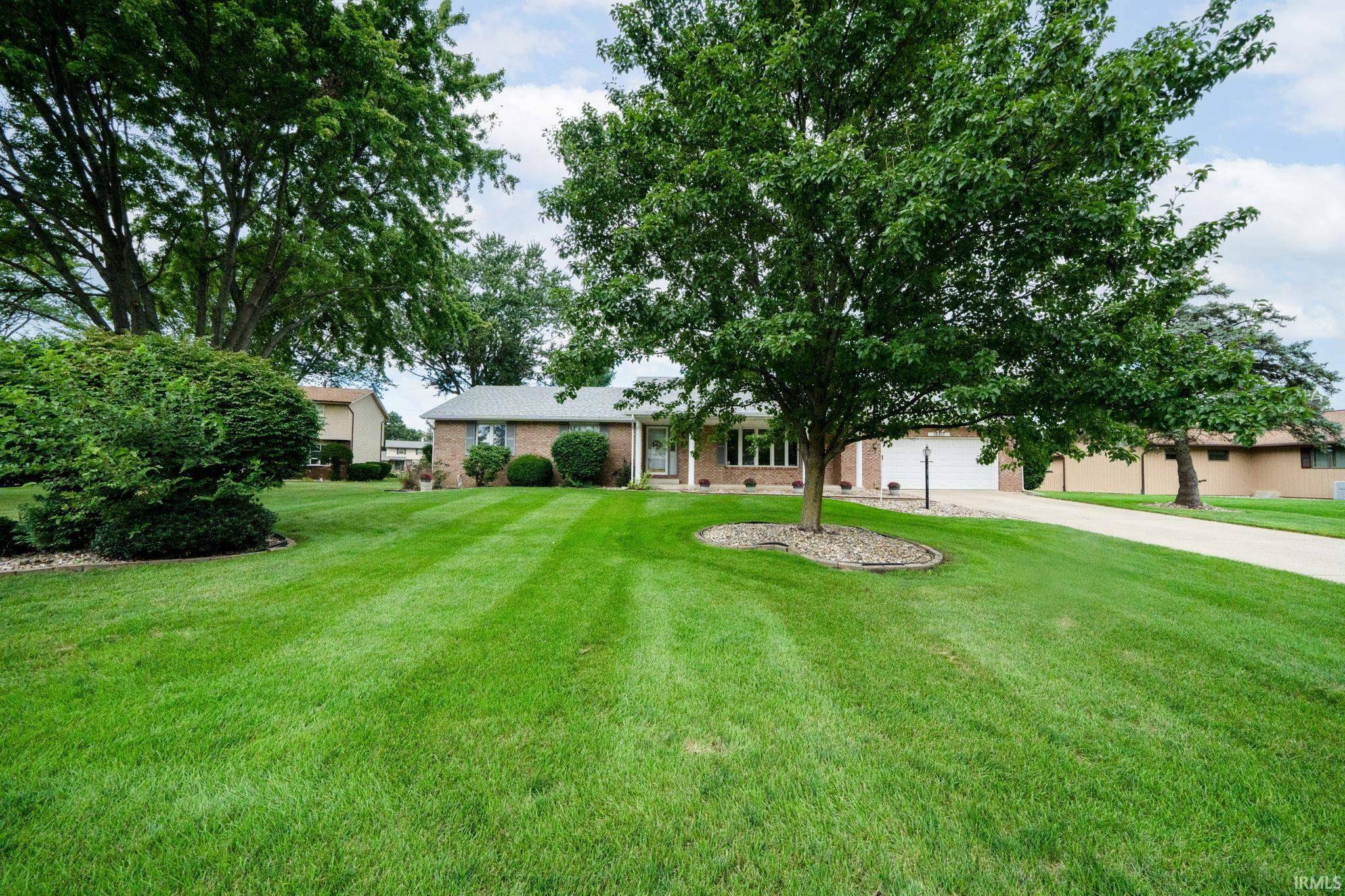 Granger, IN 46530-7445,16317 Chickory Court