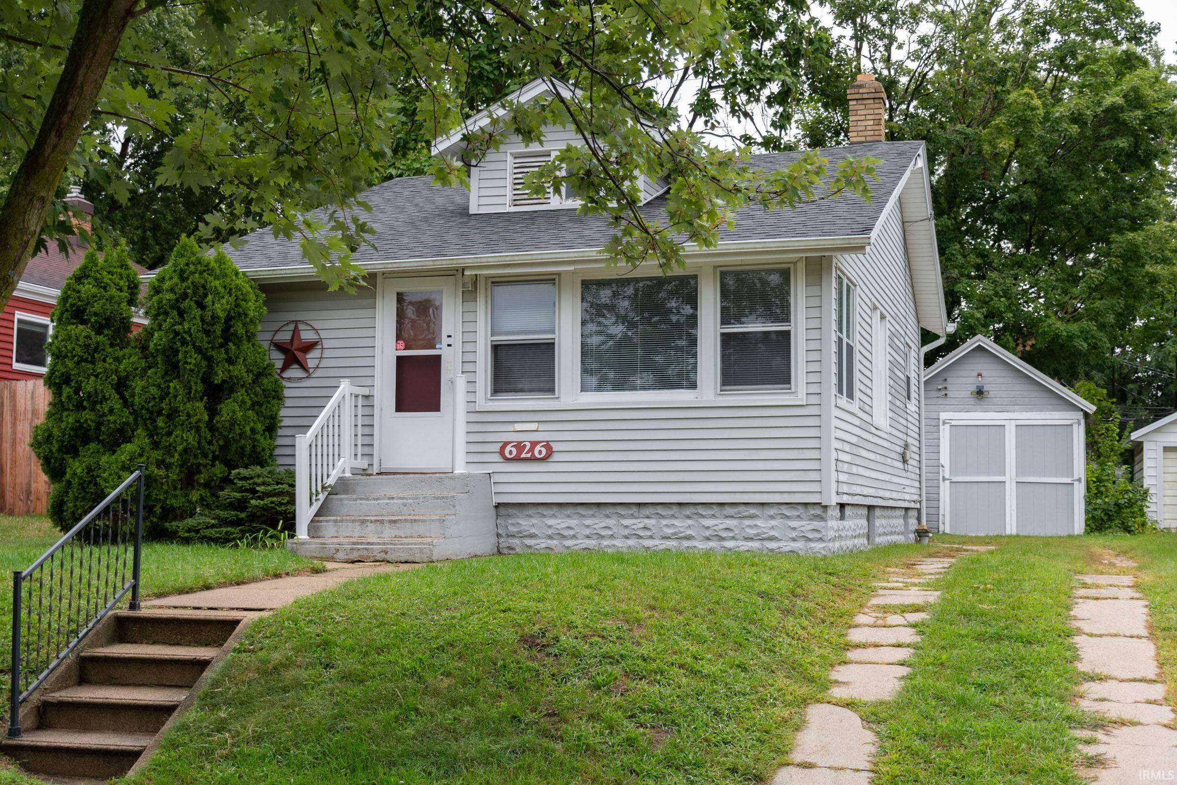 South Bend, IN 46615,626 30th Street