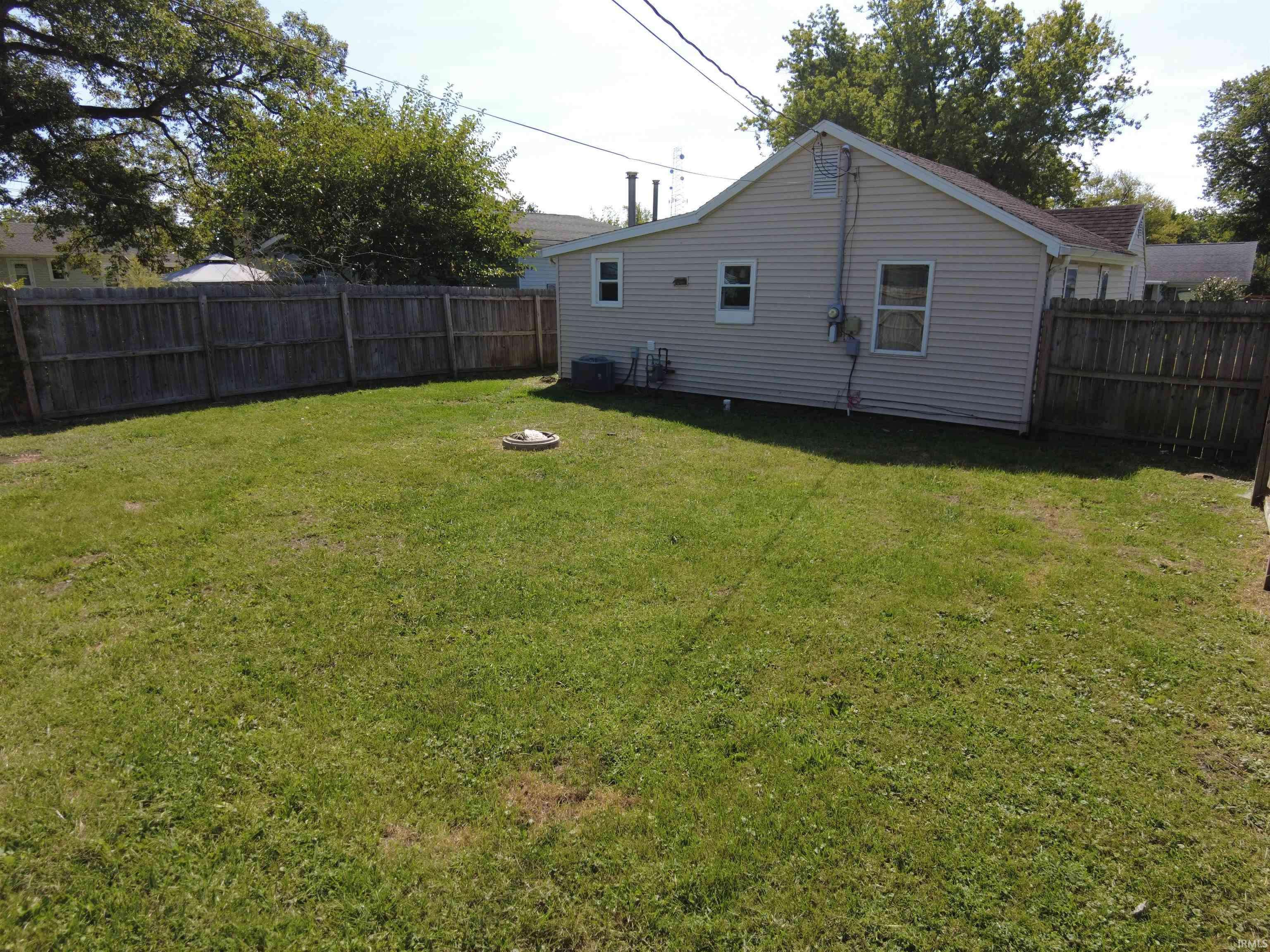 Monticello, IN 47960,442 Walnut Street