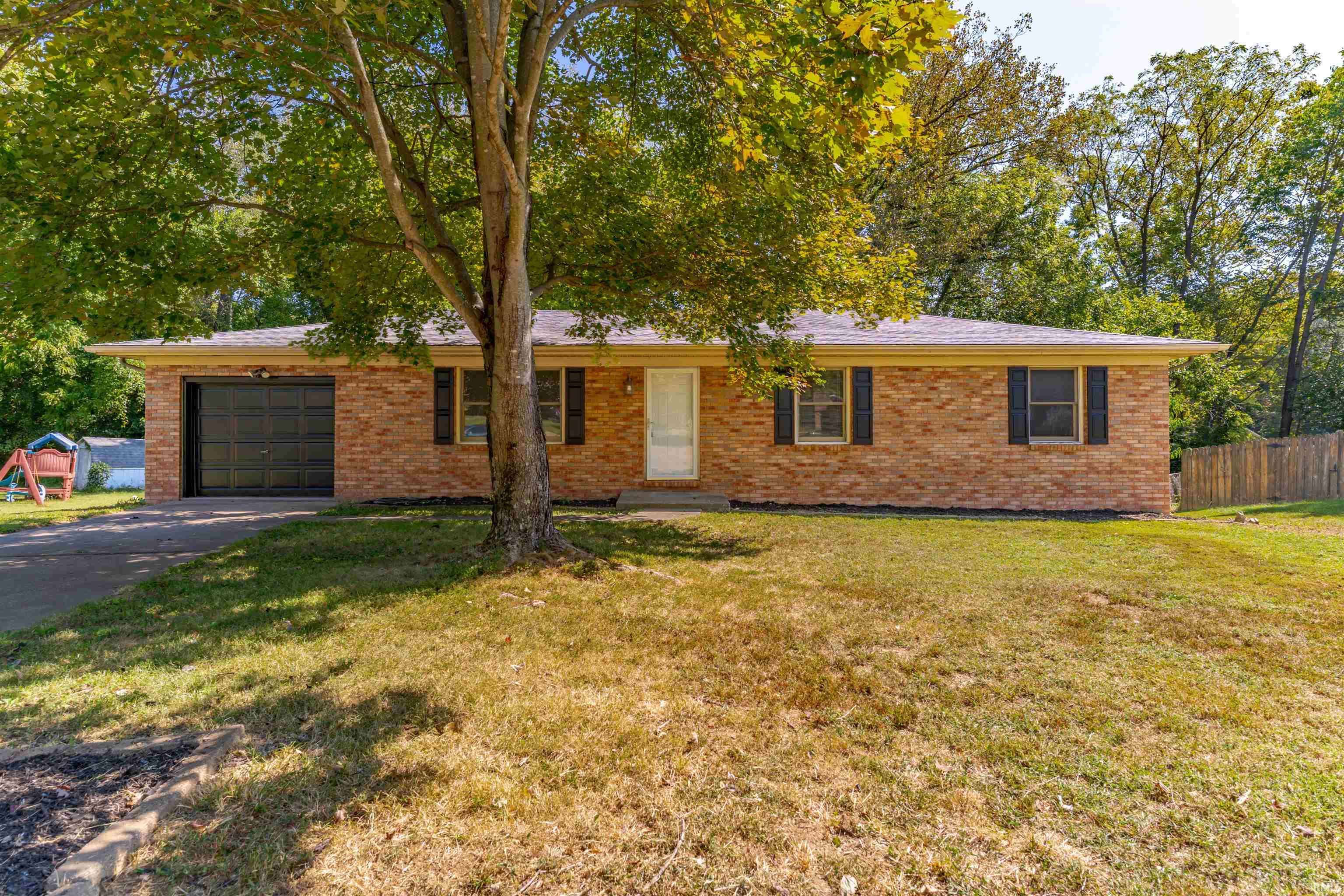 Newburgh, IN 47630,6800 Oakmont Court