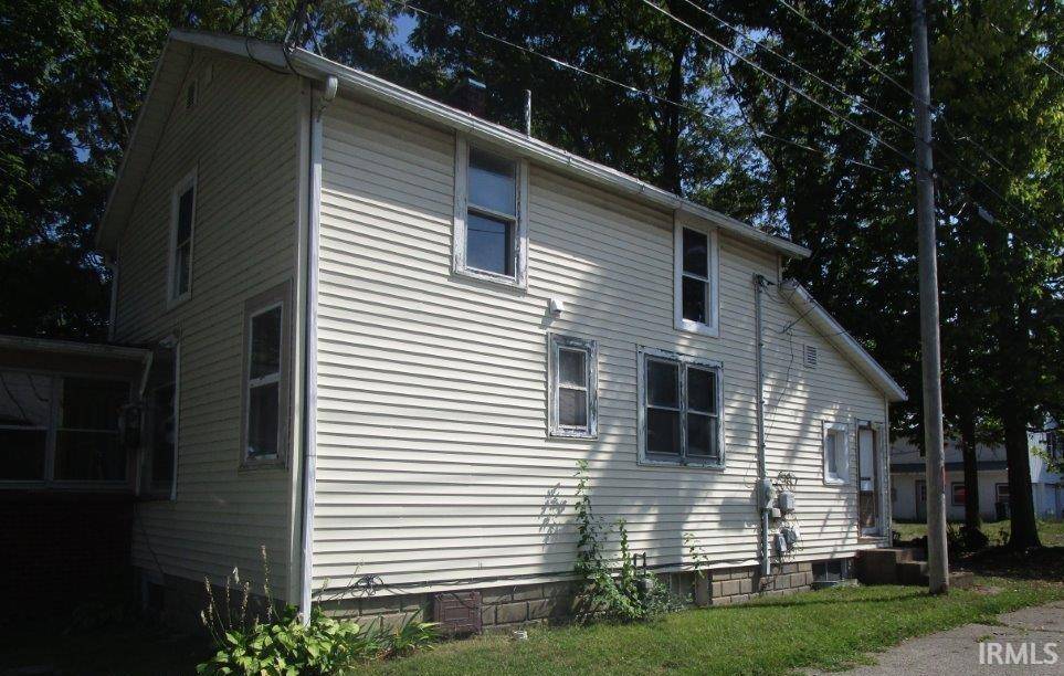 Warsaw, IN 46580,411 W Perry Street