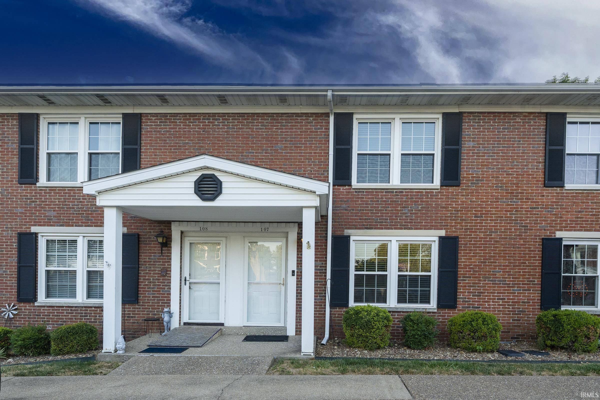 Newburgh, IN 47630,107 Olde Newburgh Drive
