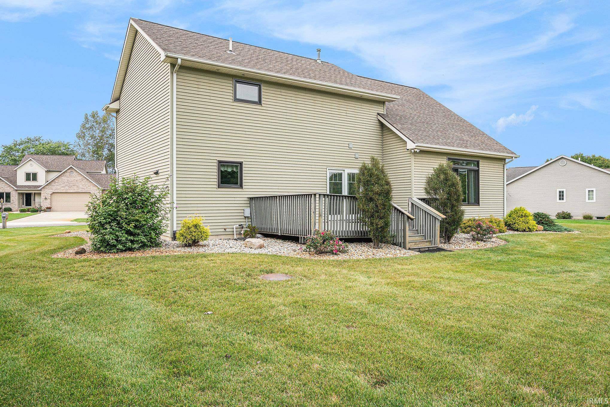 Warsaw, IN 46580-6415,2210 S Clover Lane