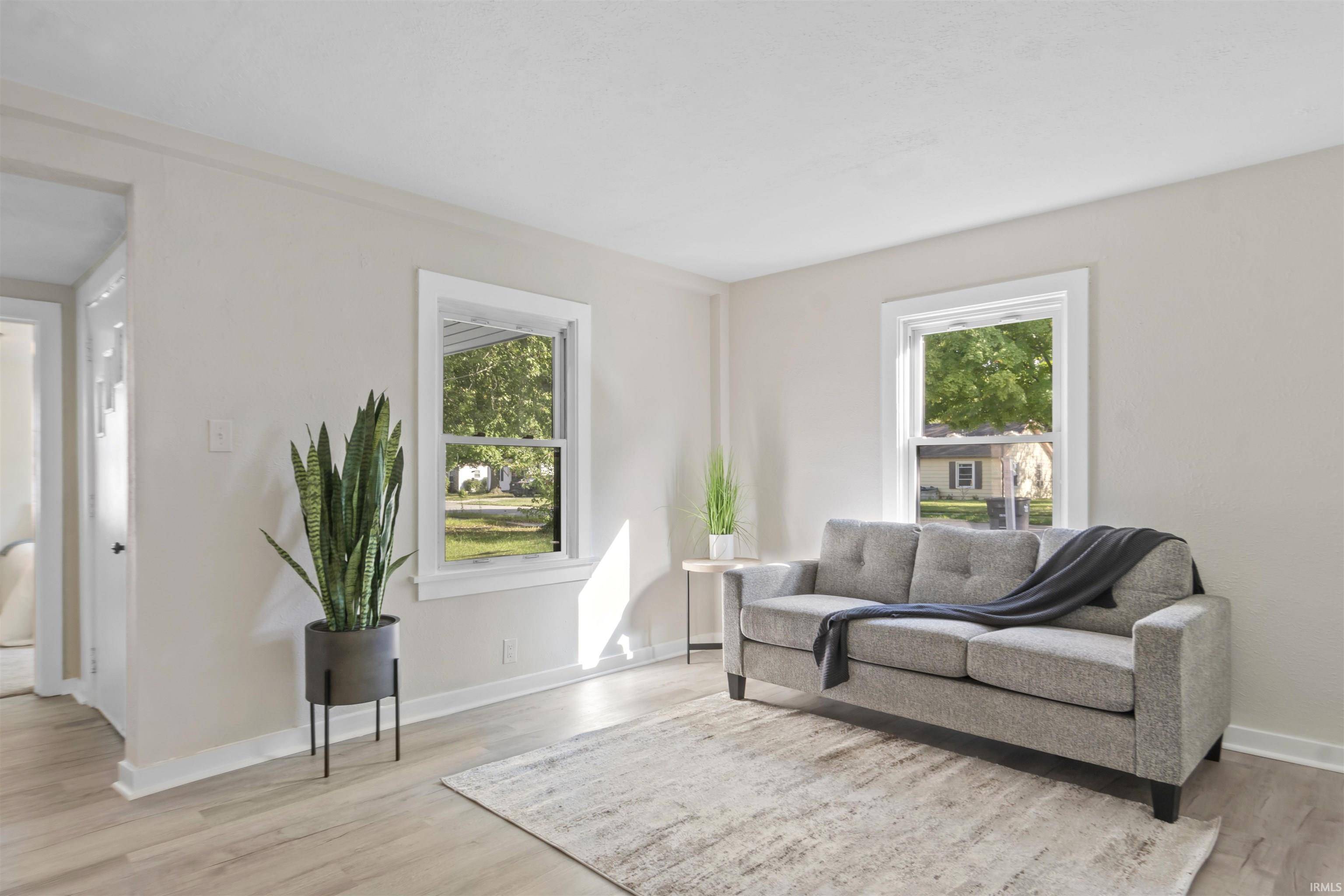 Elkhart, IN 46514-3244,128 E Emerald Street