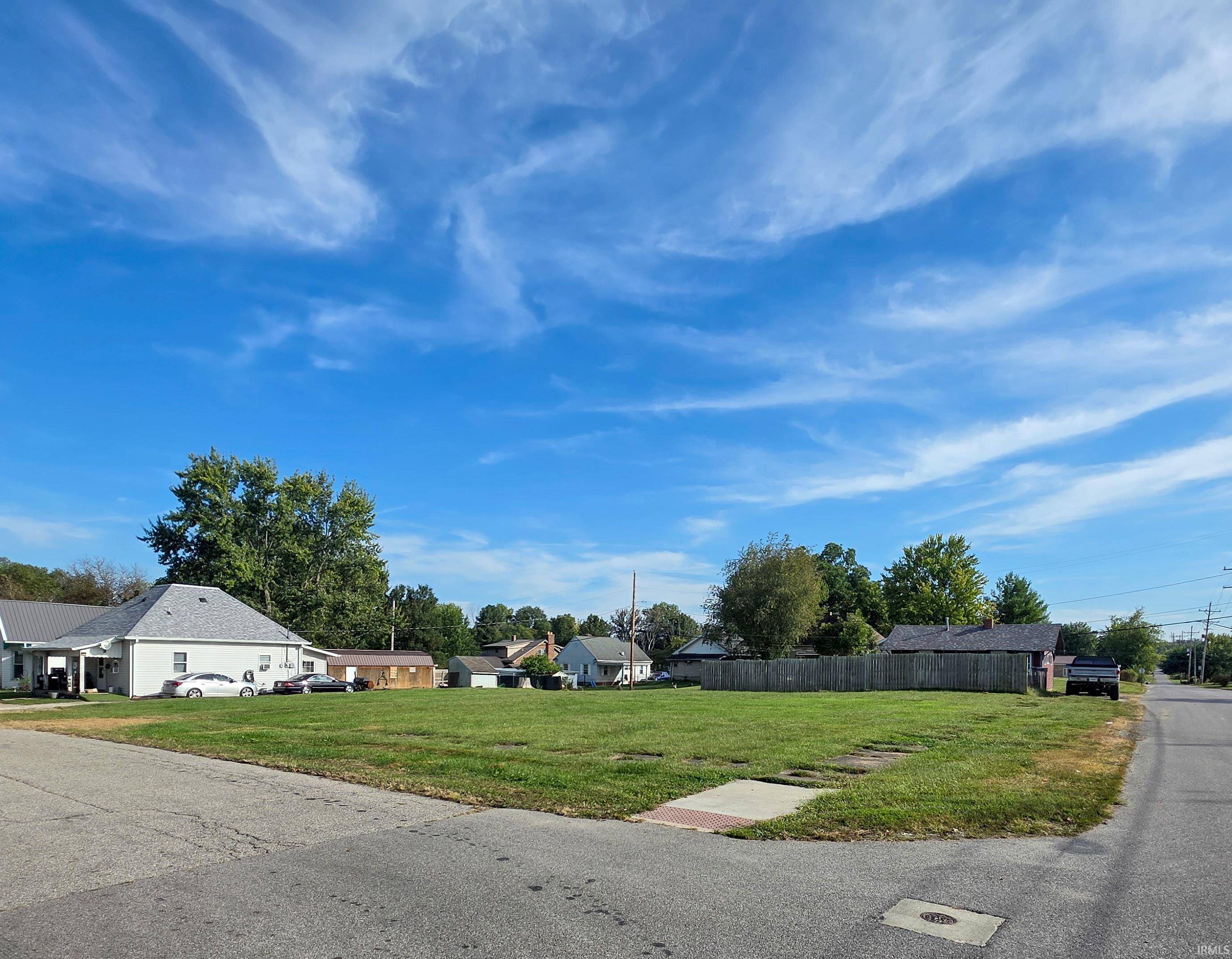Linton, IN 47441,1129 Roosevelt Street