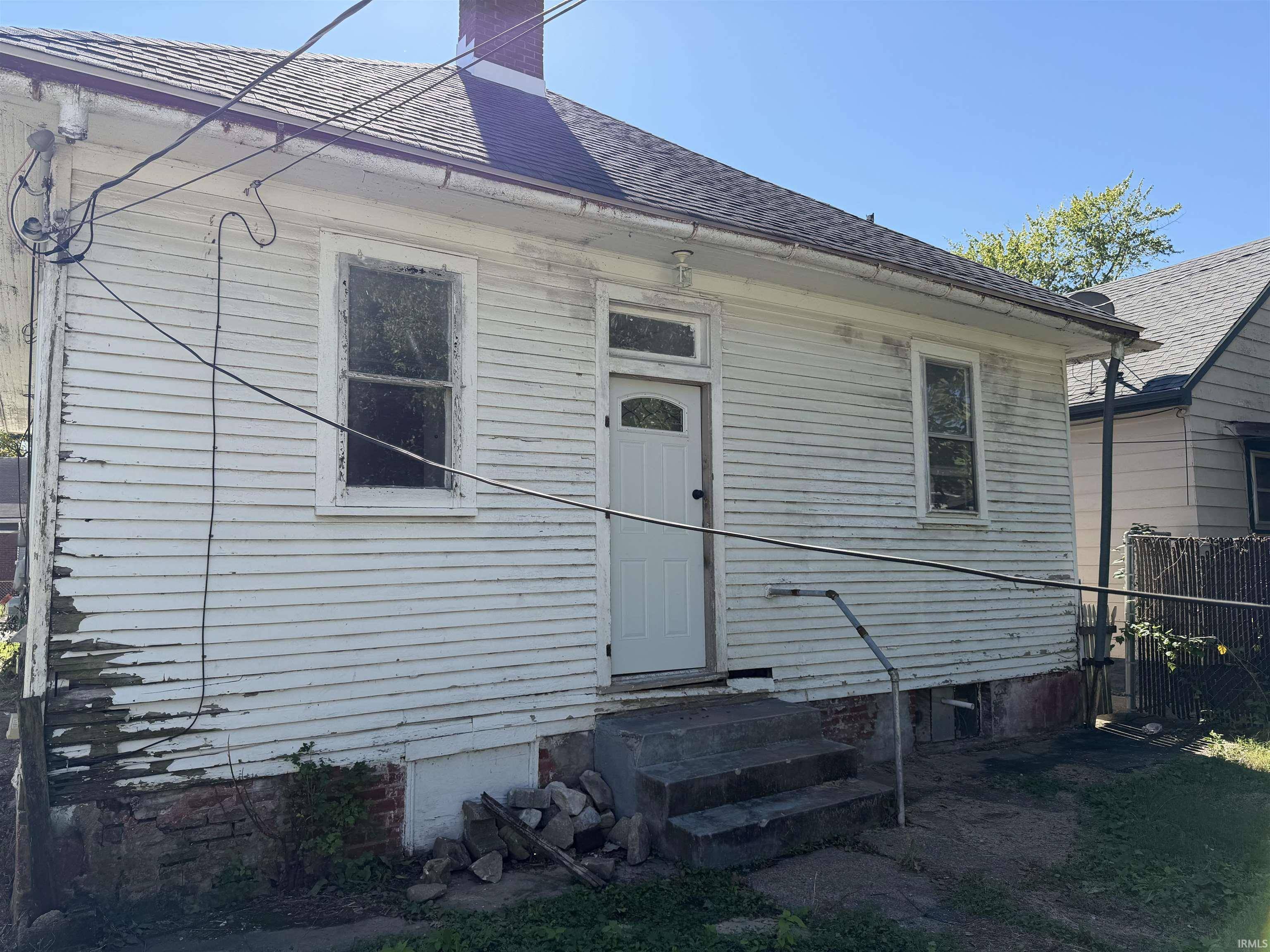Evansville, IN 47715,830 Madison Avenue