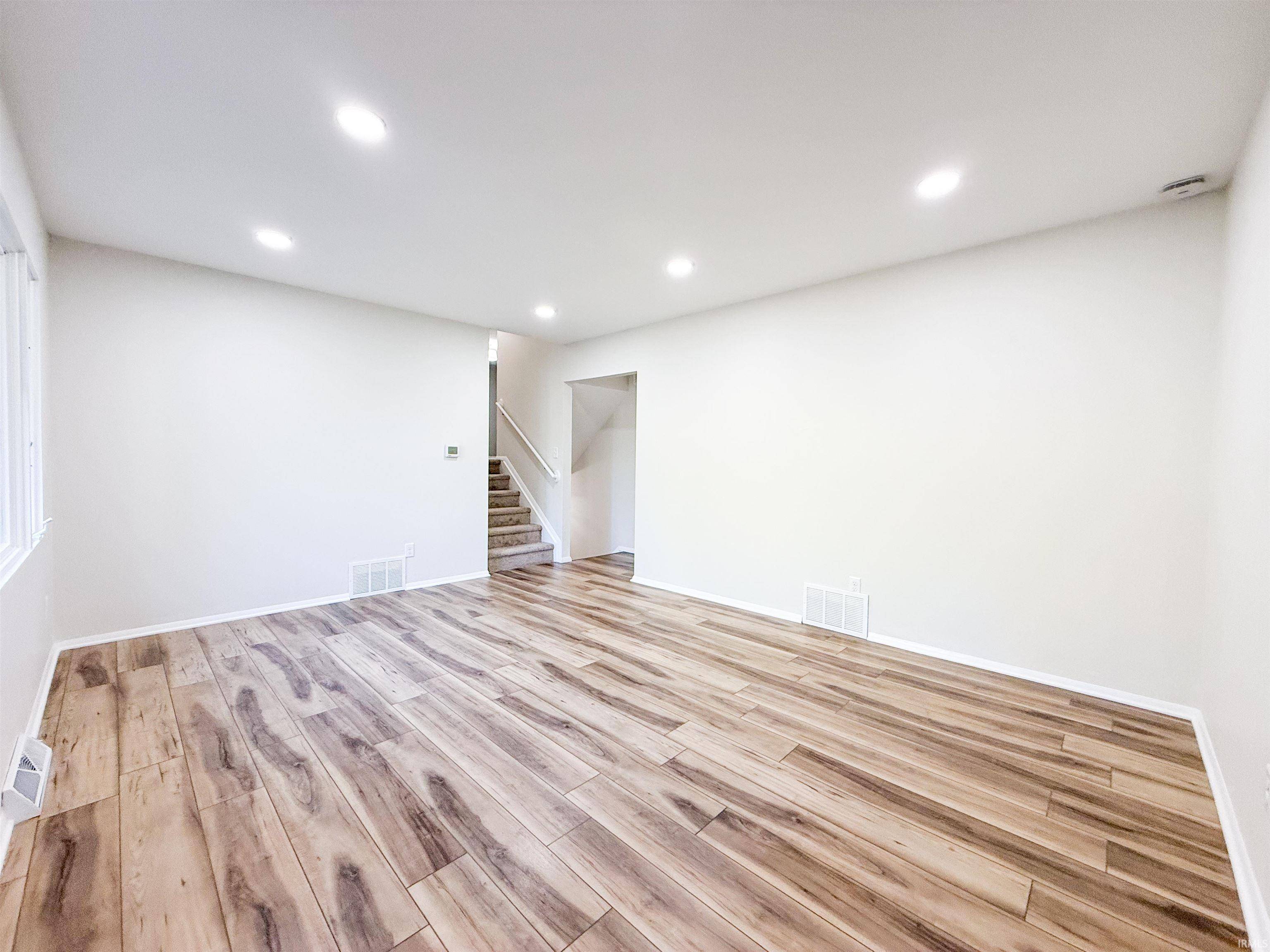 South Bend, IN 46637,53212 Nadine Street