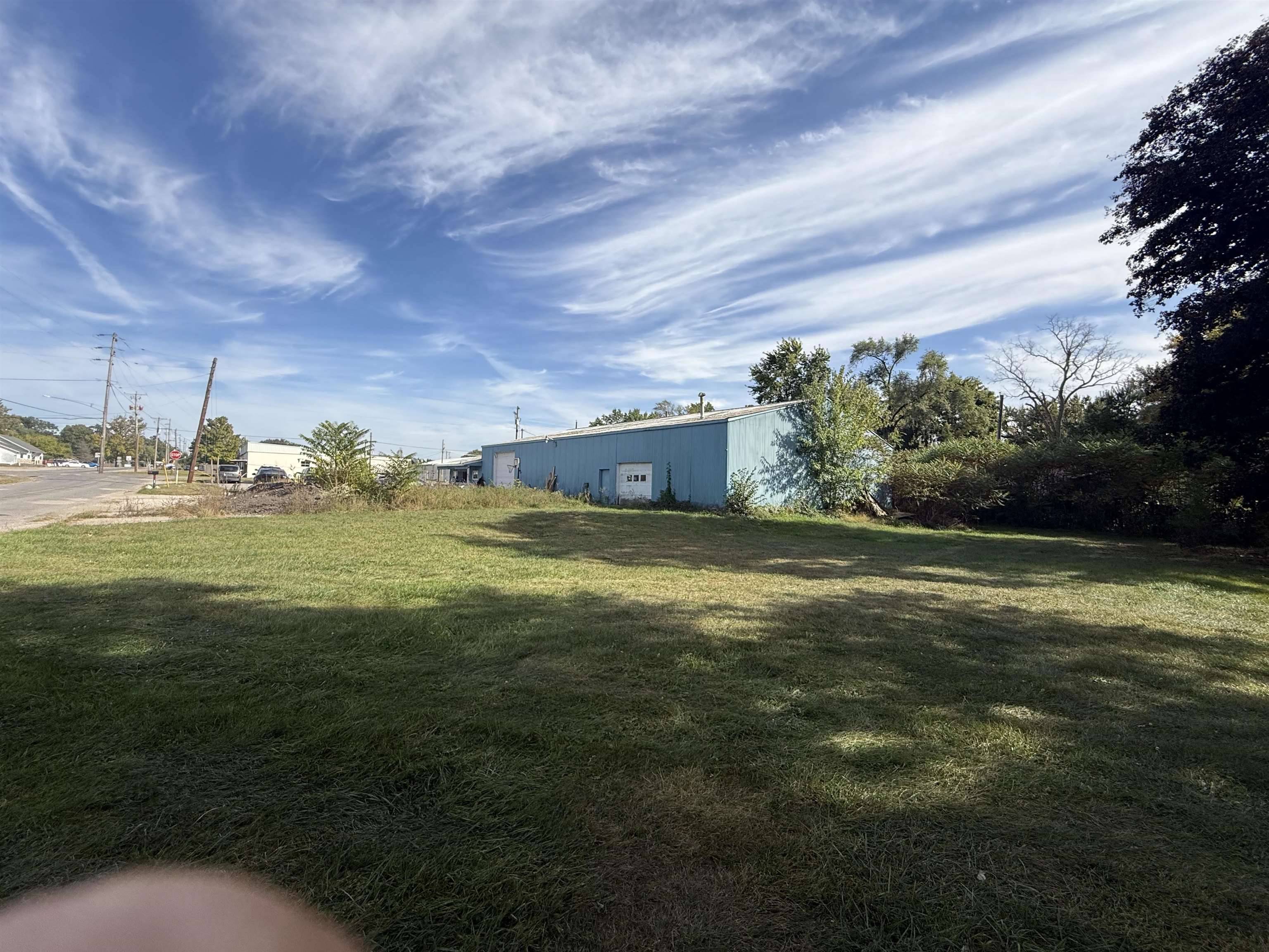 South Bend, IN 46637,19990 State line Road