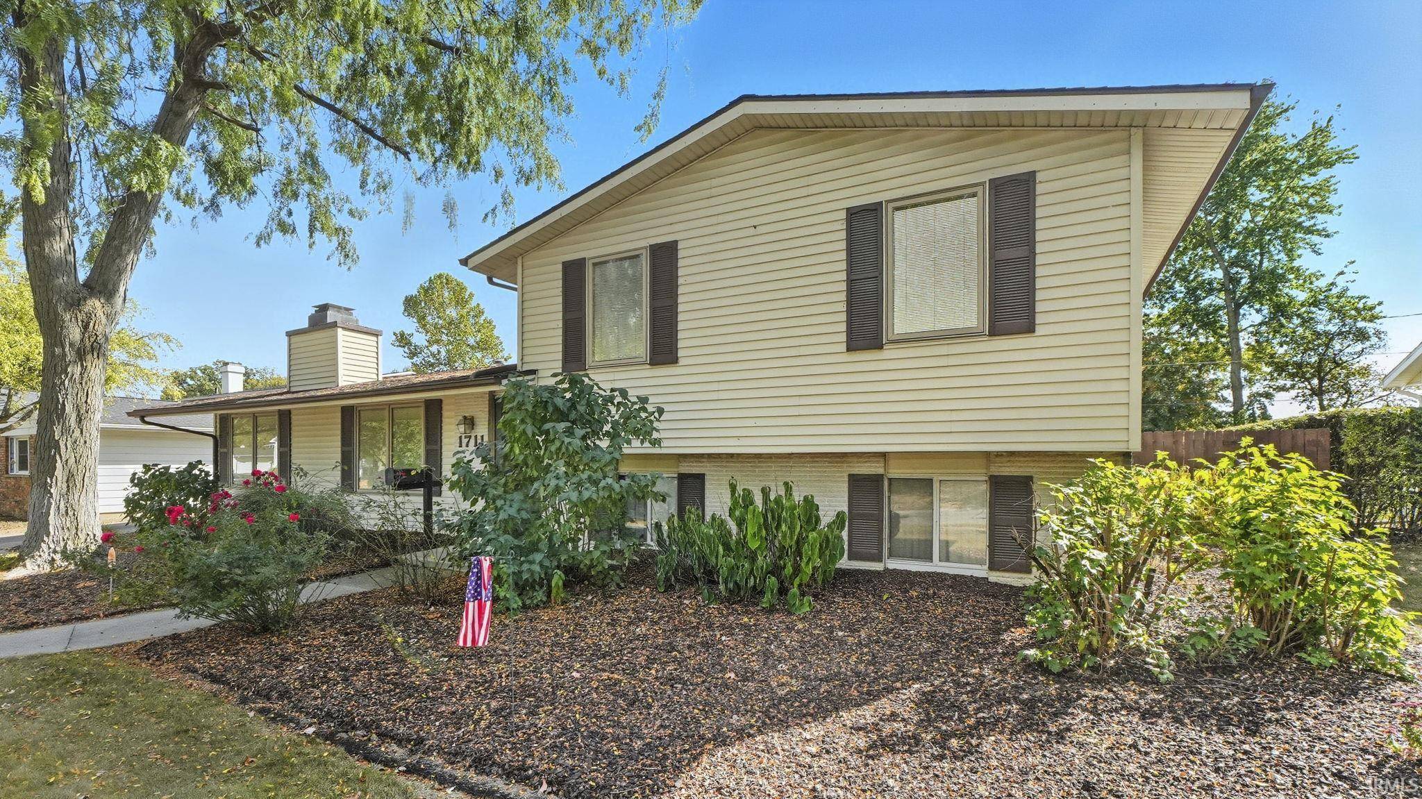 Fort Wayne, IN 46819,1711 Saint Louis Avenue