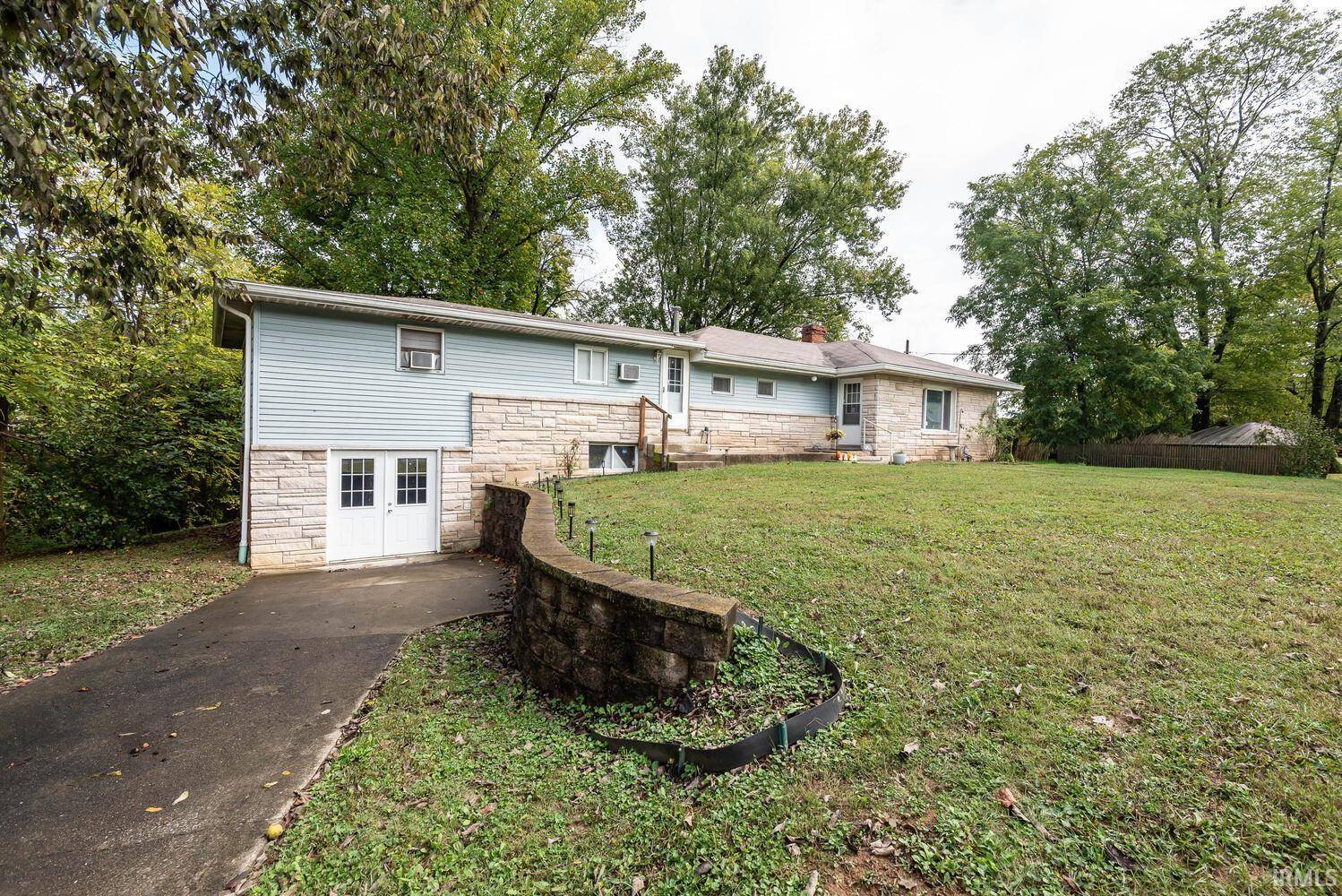 Ellettsville, IN 47429,314 W Association Street