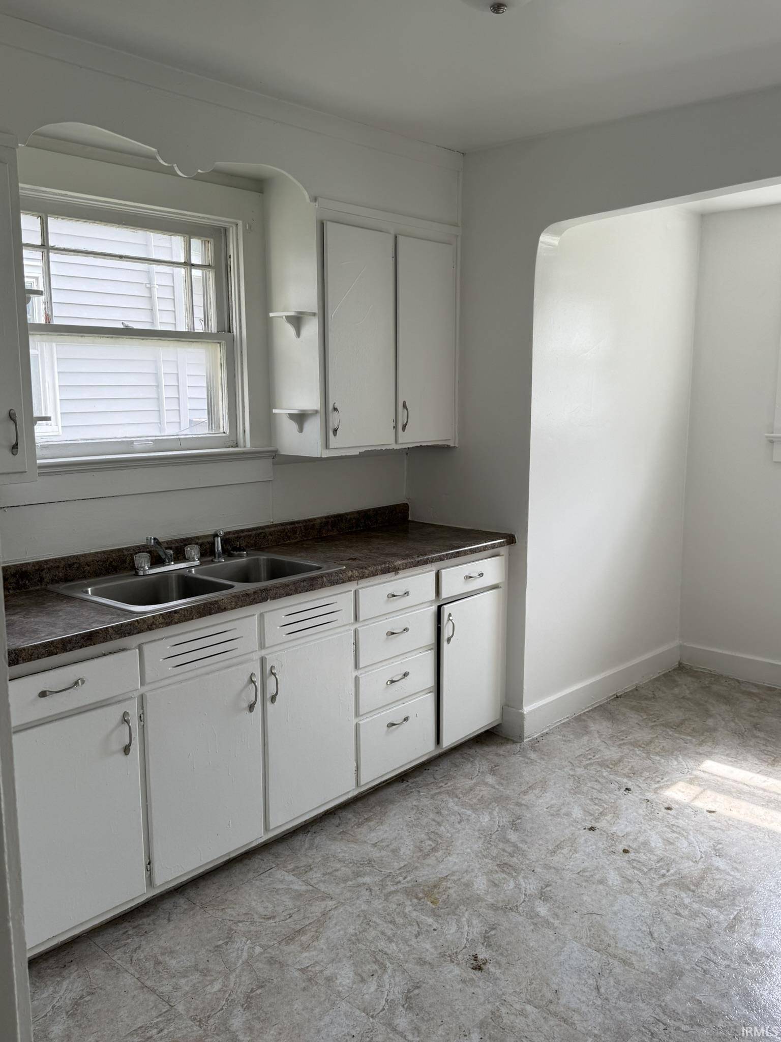 Fort Wayne, IN 46806,2006 Pontiac Street