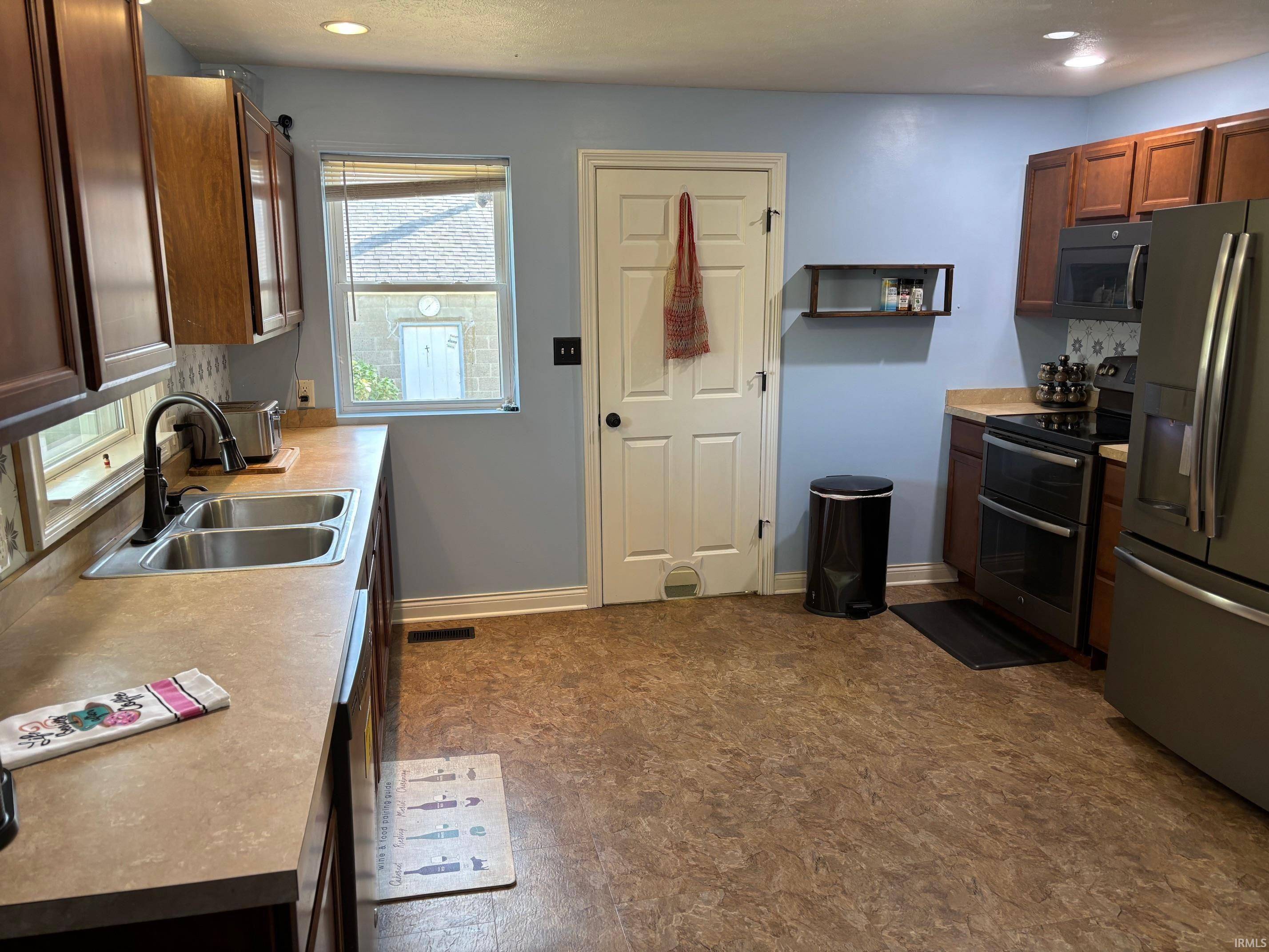 Chandler, IN 47610,7999 Heim Road