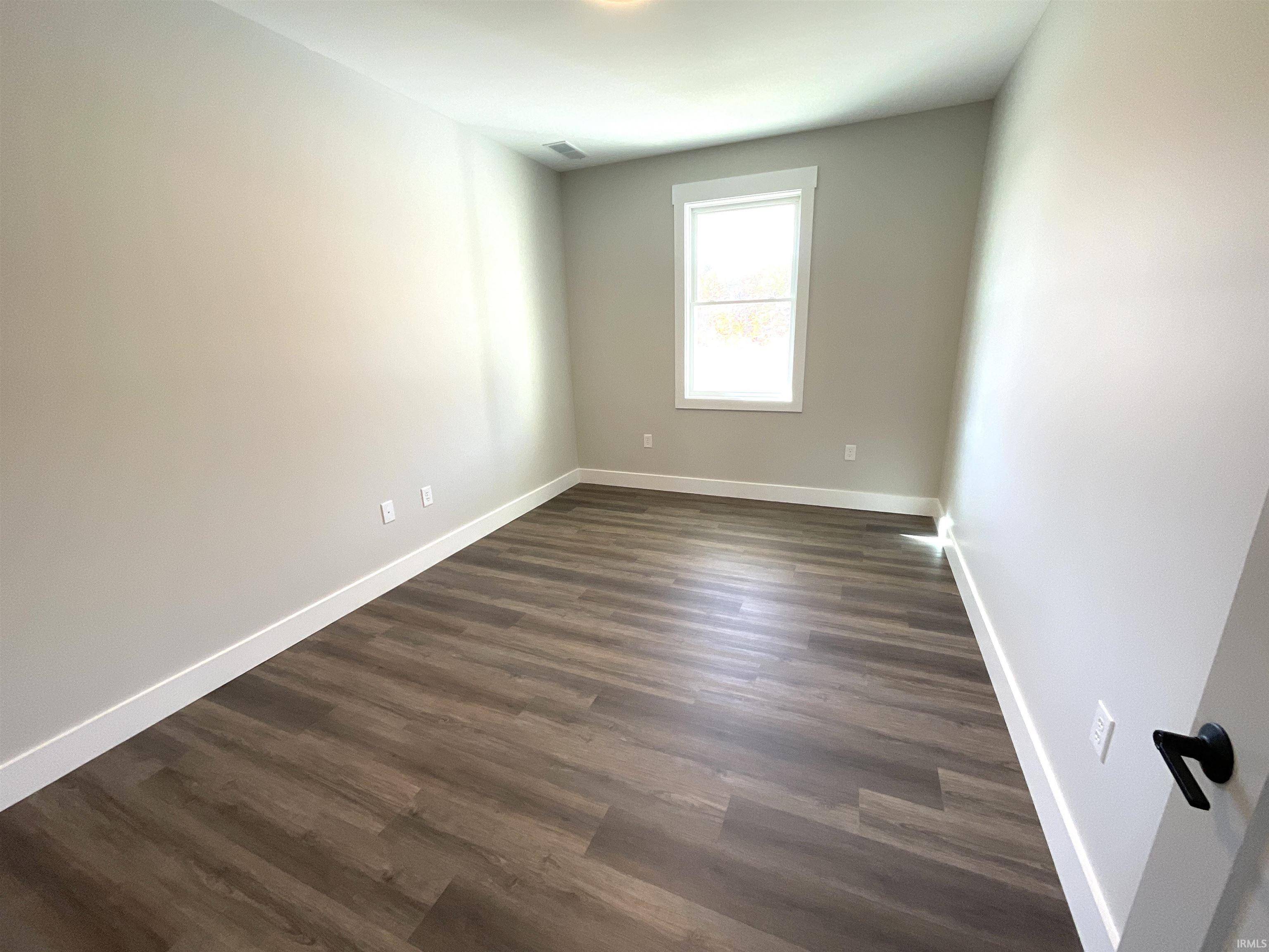 Spencer, IN 47460,712 White Oak Road