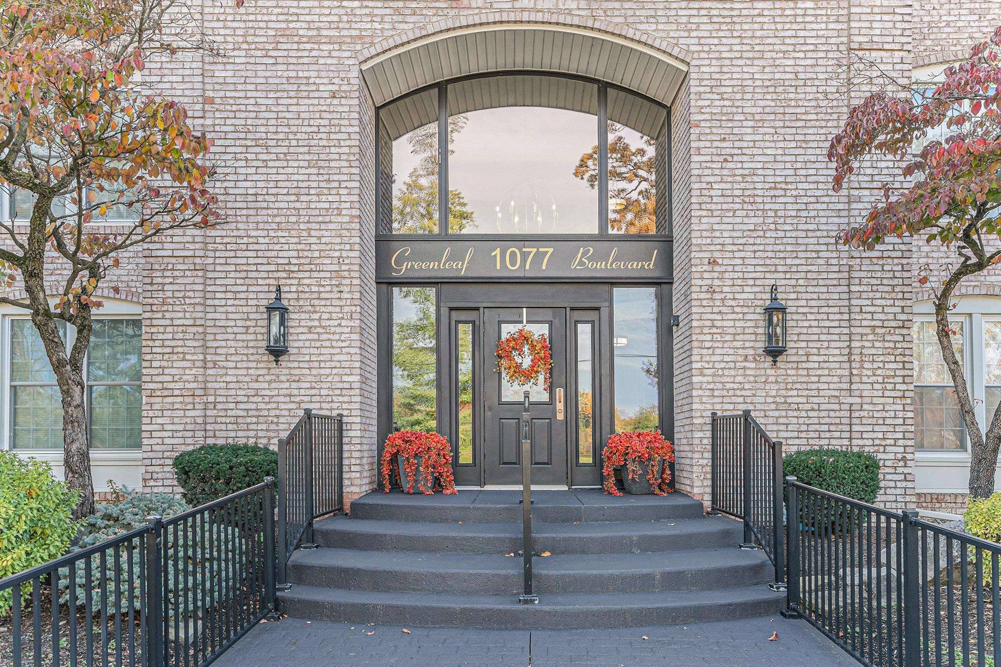 Elkhart, IN 46514,1077 Greenleaf Boulevard #214