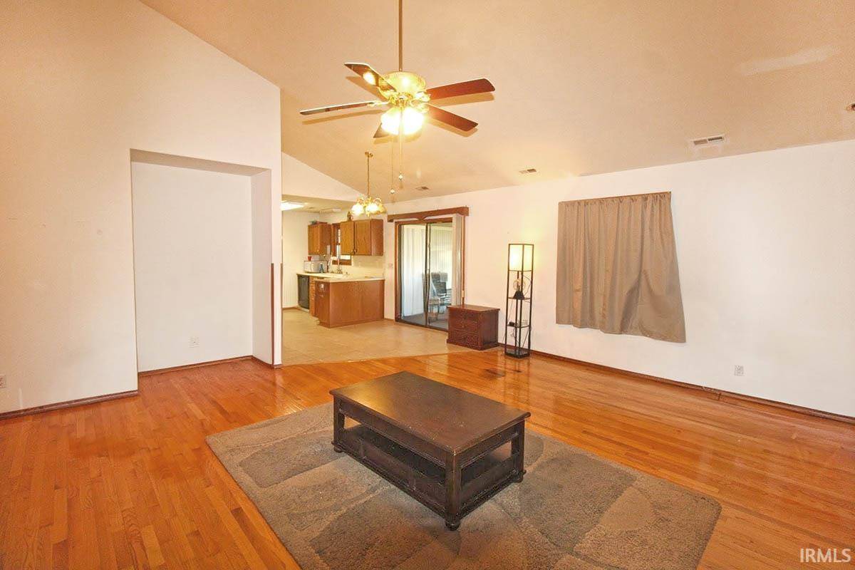 Evansville, IN 47715,3906 Timber Point