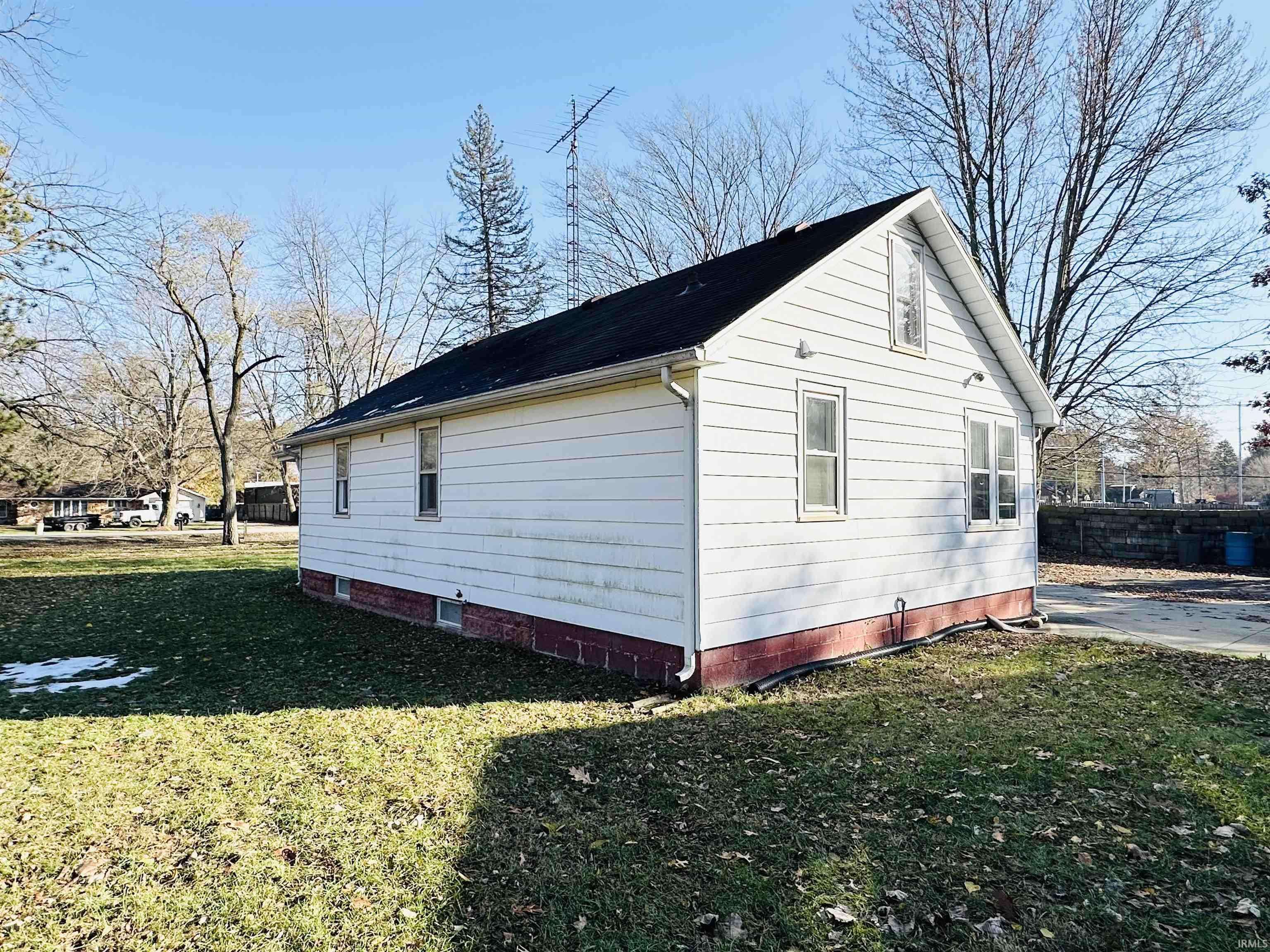 South Bend, IN 46619,56451 Quince Road