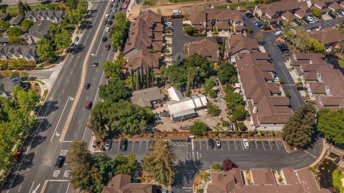 Morgan Hill, CA 95037,395 E Dunne Avenue