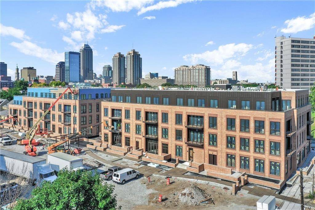 Indianapolis, IN 46202,877 N East Street #104-A