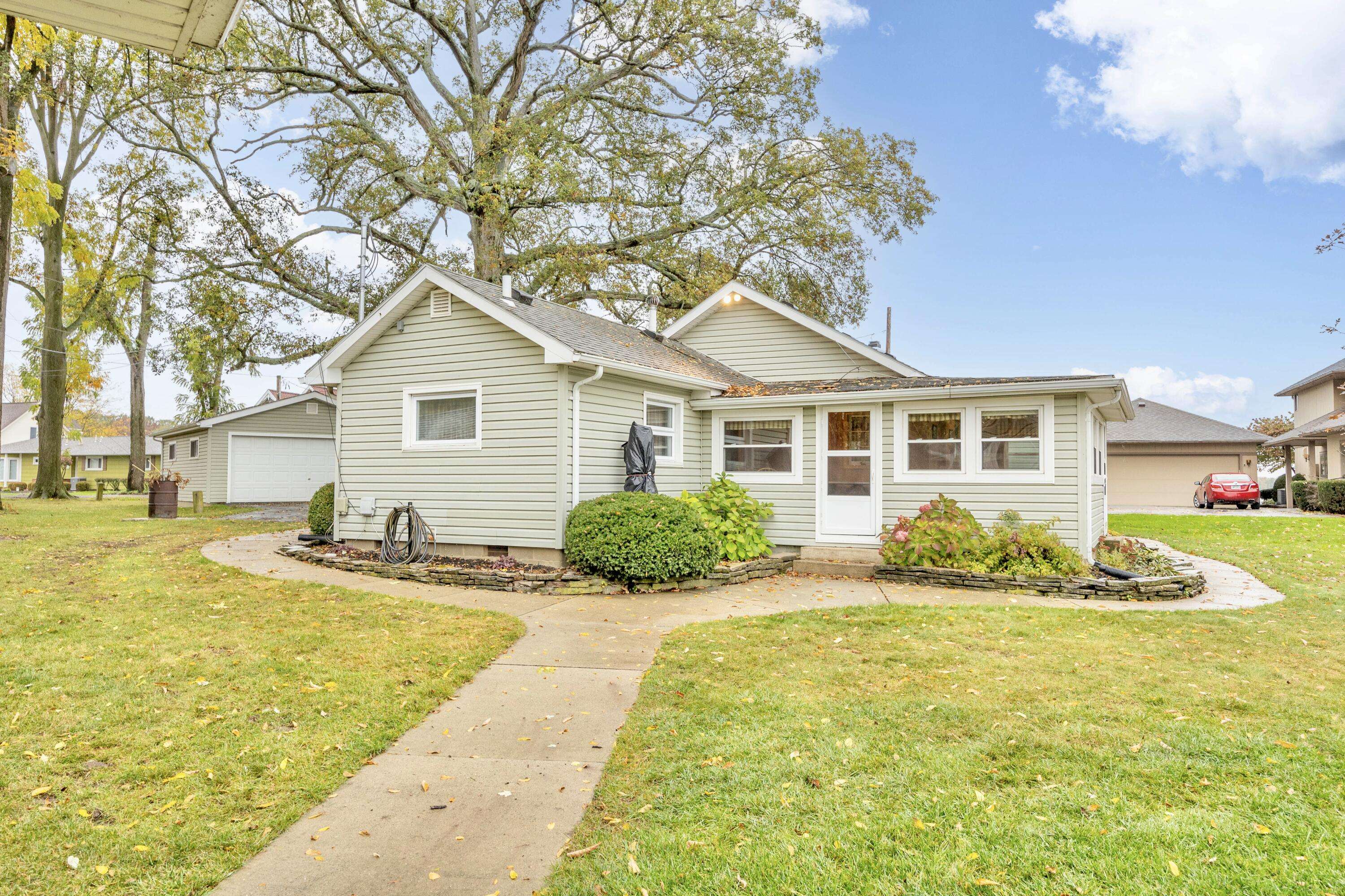 Huntsville, OH 43324,9908 W Lakeshore Drive