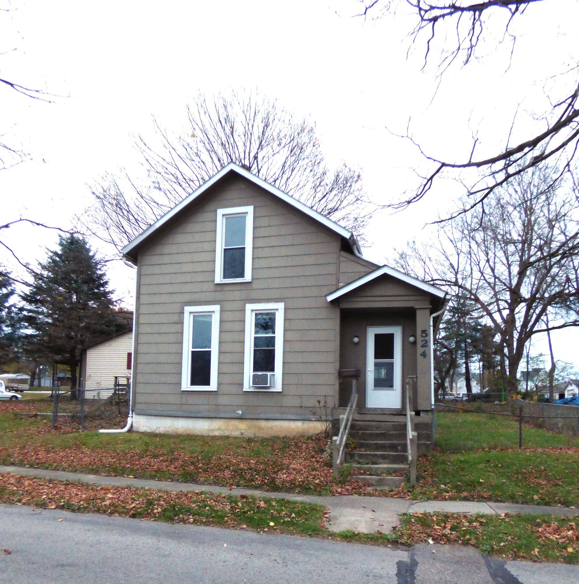 Bellefontaine, OH 43311,524 N Elm Street