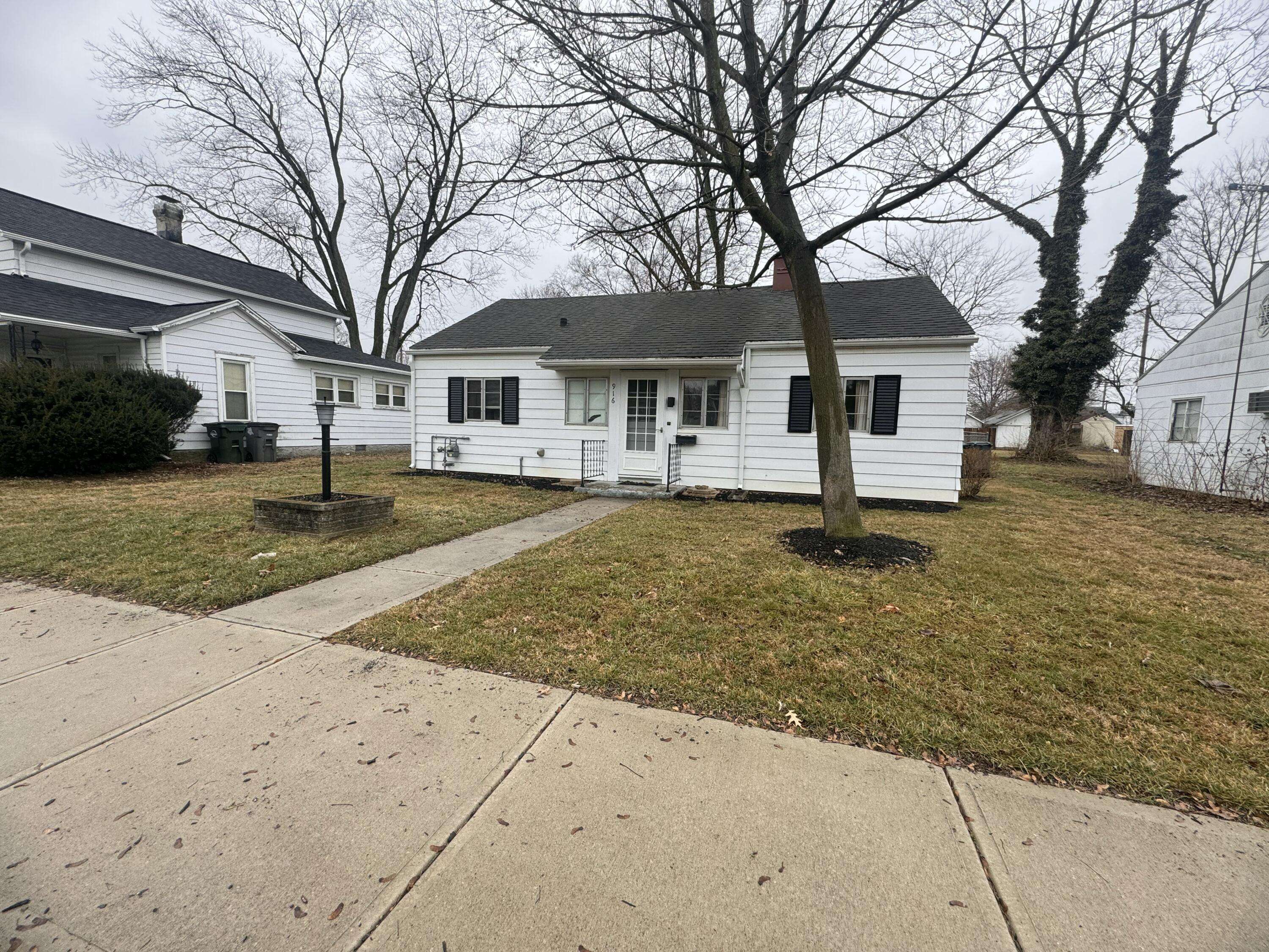 Troy, OH 45373,916 S Crawford Street