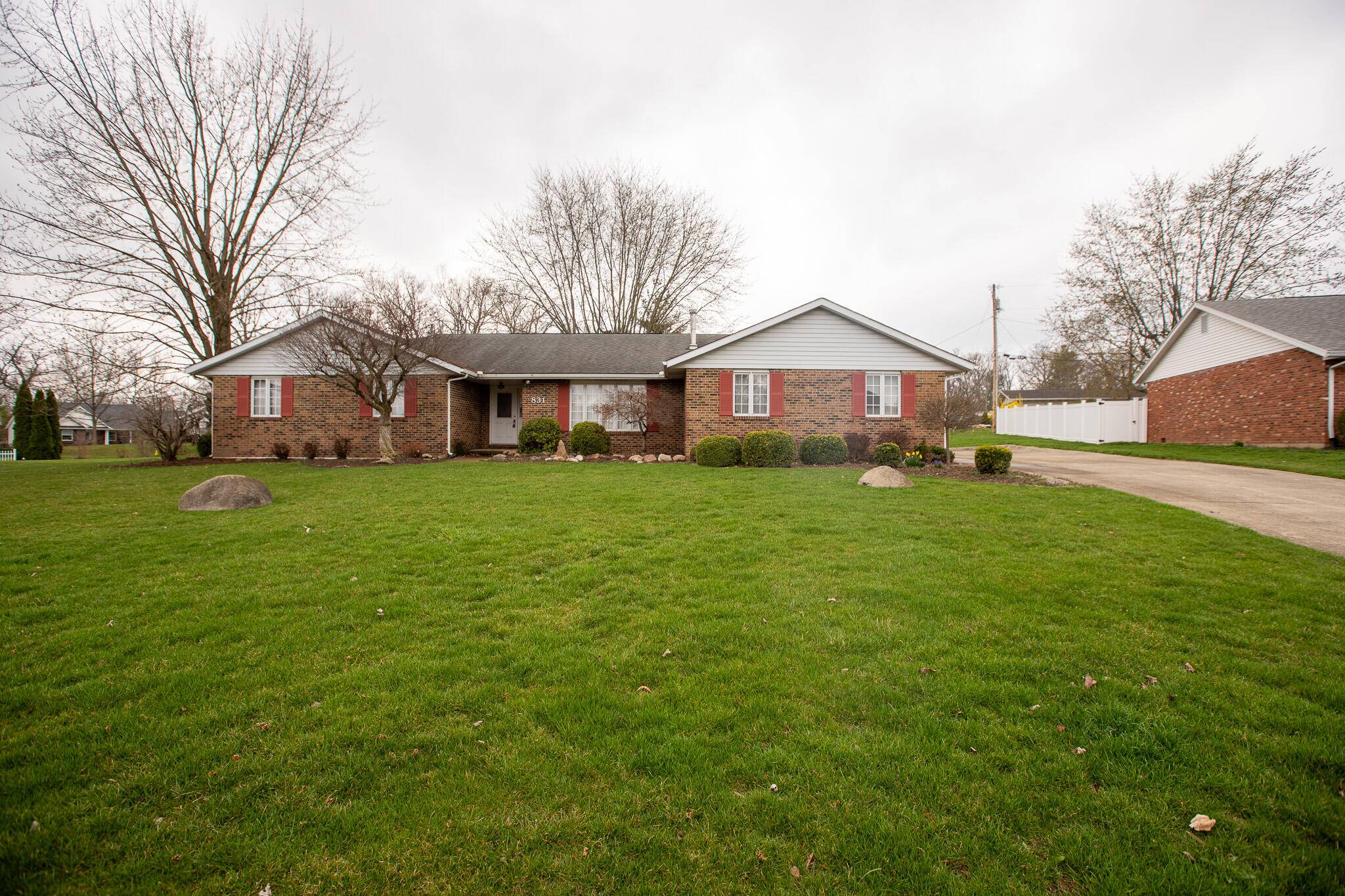 Wapakoneta, OH 45895,831 Glyncrest Drive