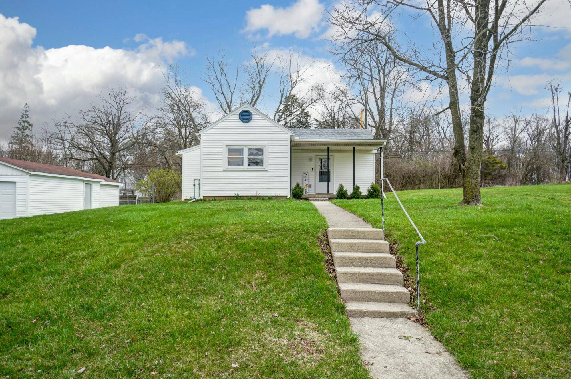 Springfield, OH 45505,2220 Superior Avenue