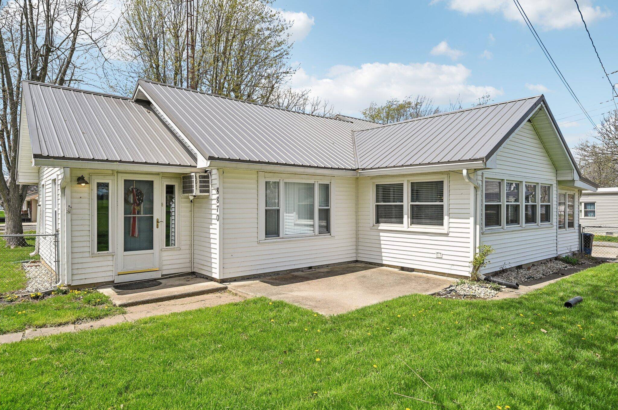 Lakeview, OH 43331,8870 College Street