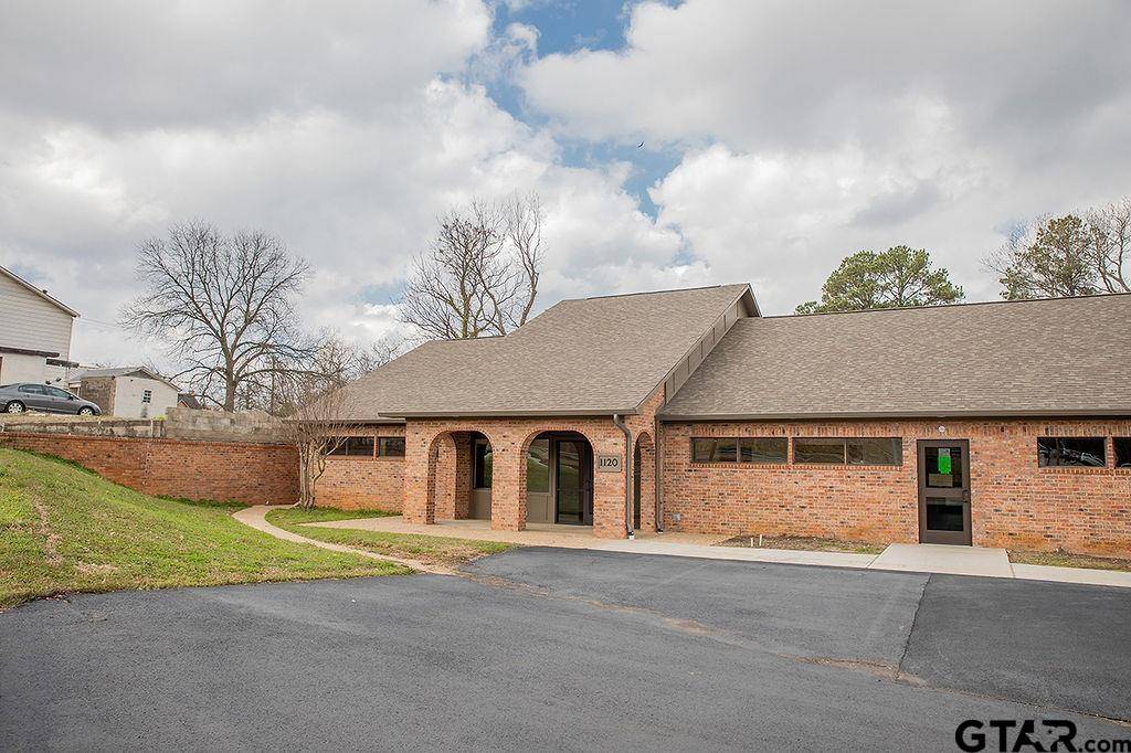 Tyler, TX 75702,1120 E Front