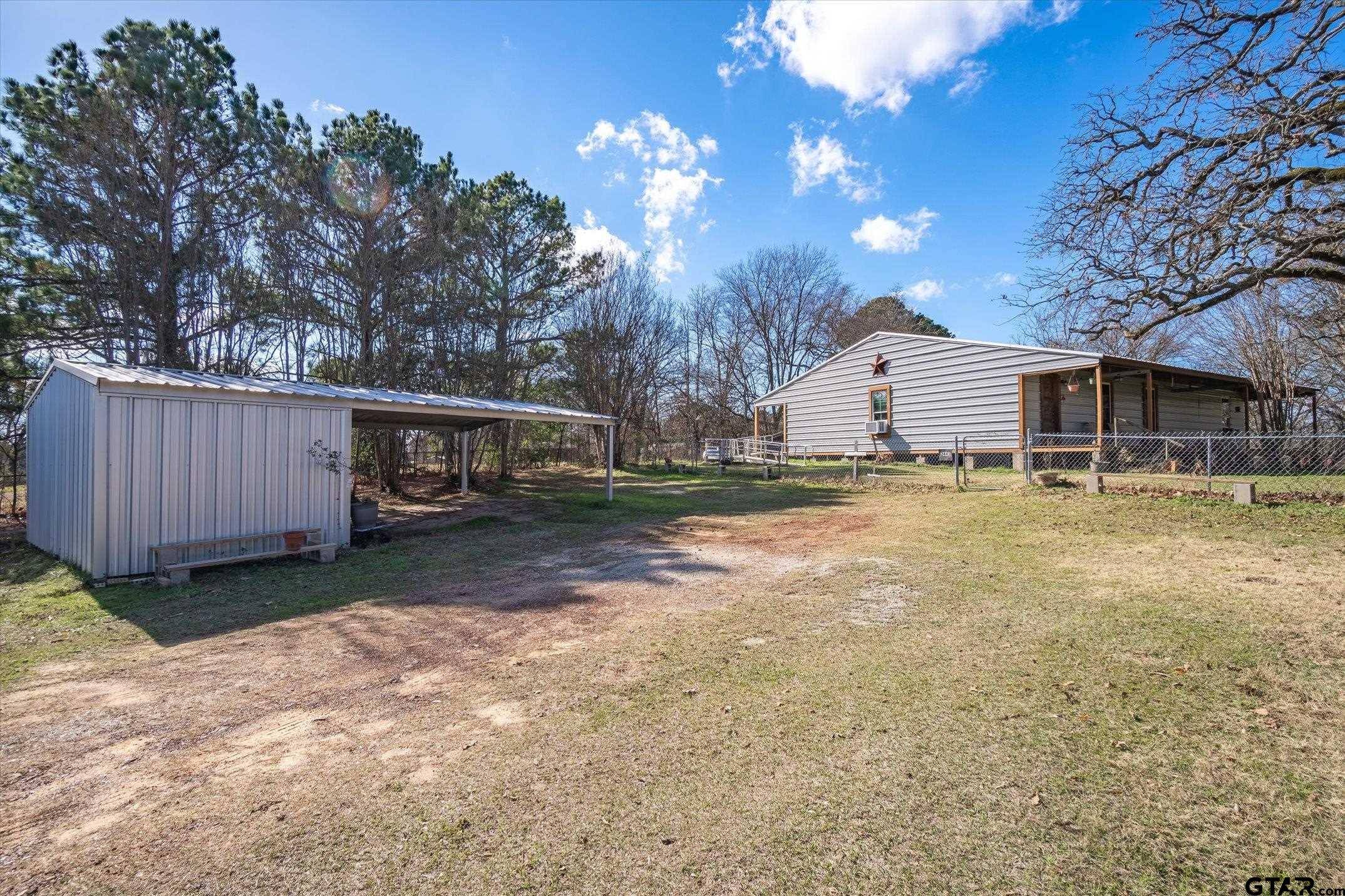 Chandler, TX 75758,2443 FM 315 S