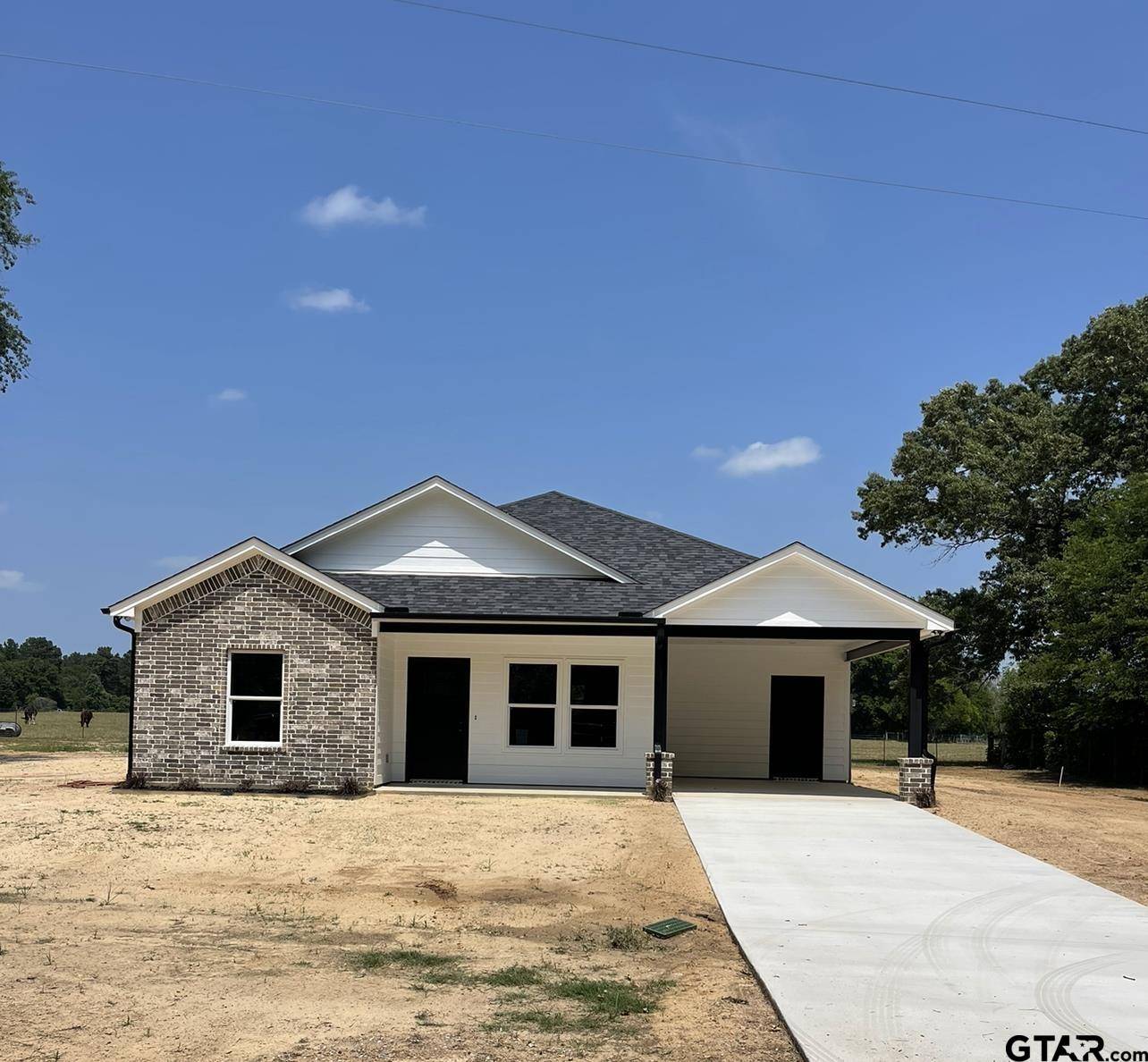 Jacksonville, TX 75766,270 County Road 4114