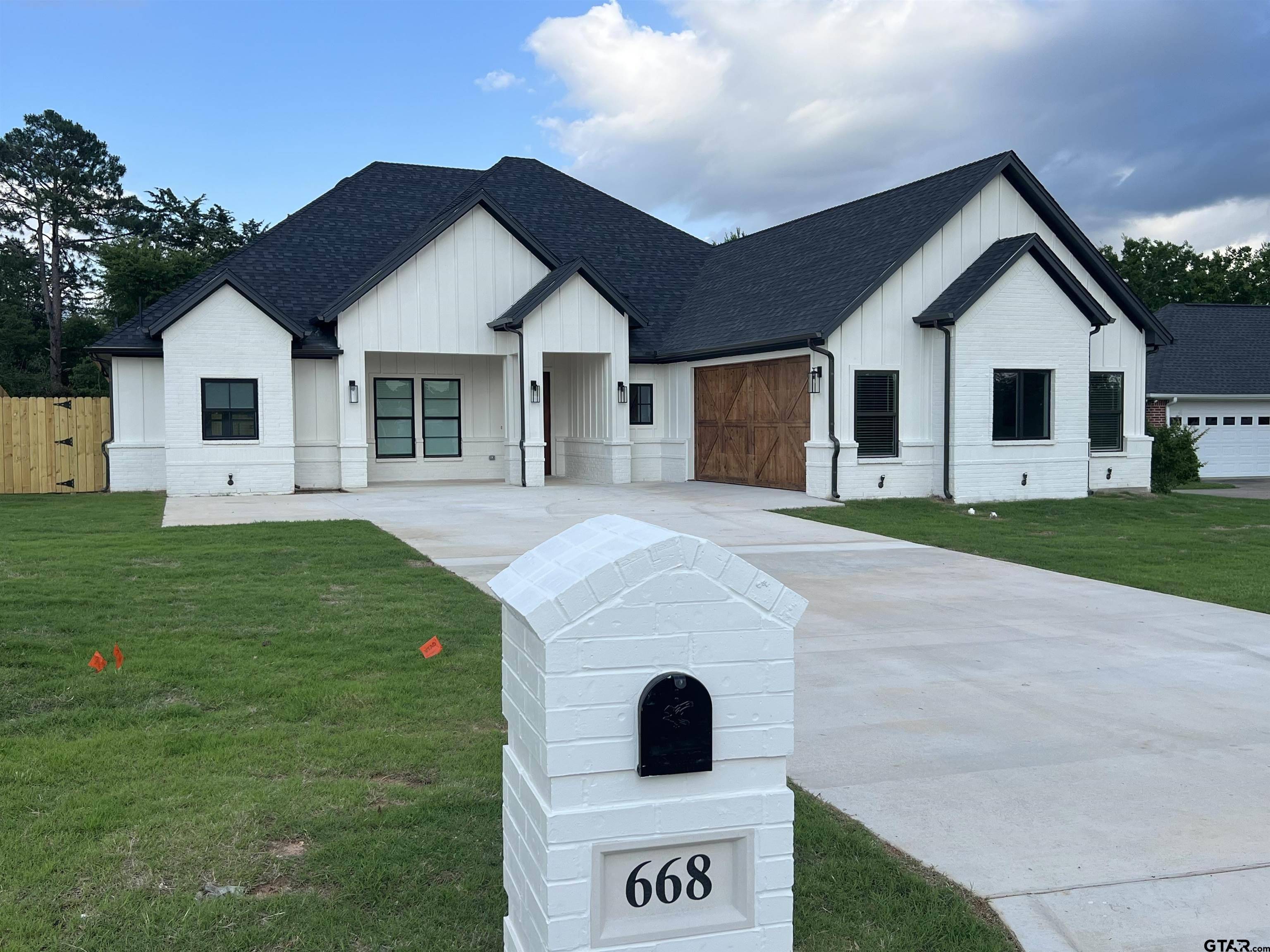 Winnsboro, TX 75494,668 Dela Cruz