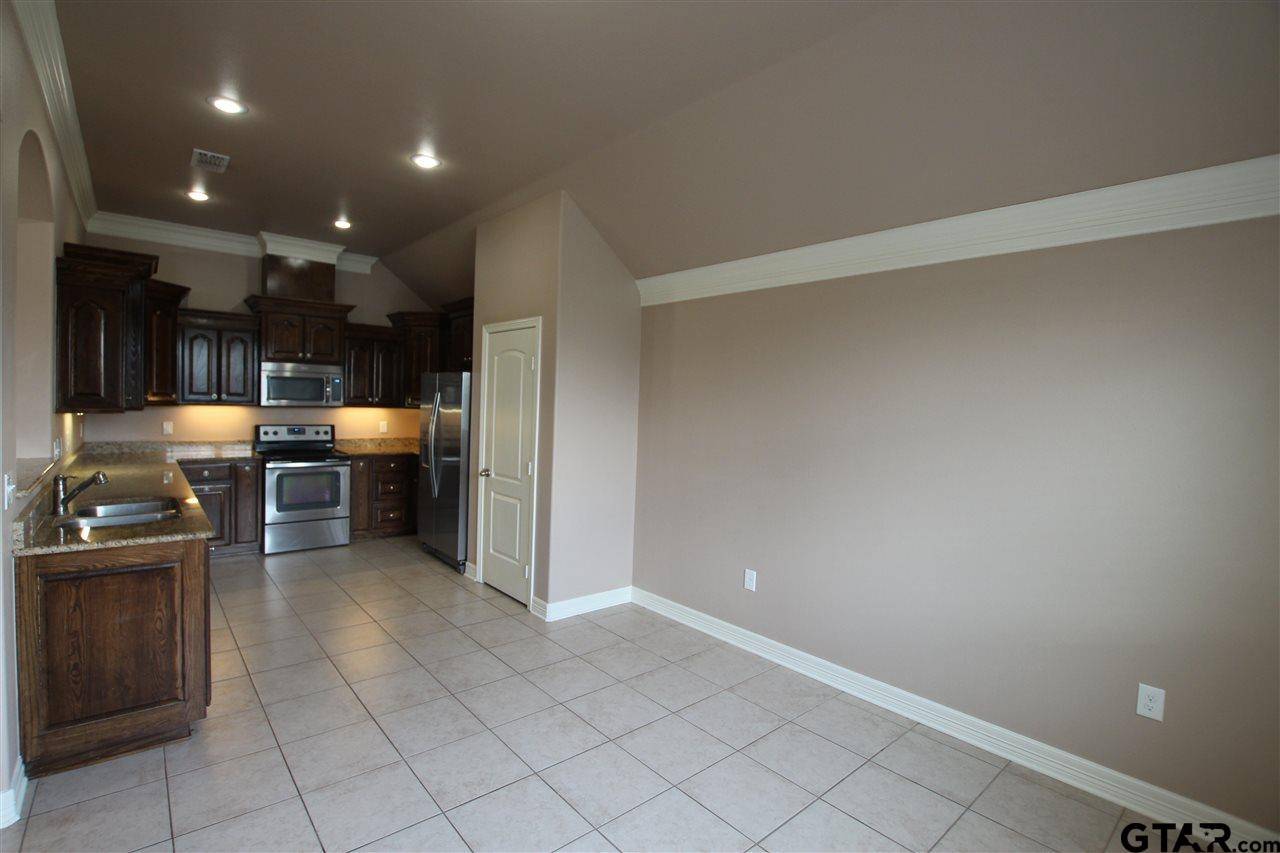Tyler, TX 75707,7276 Morning Mist Ct