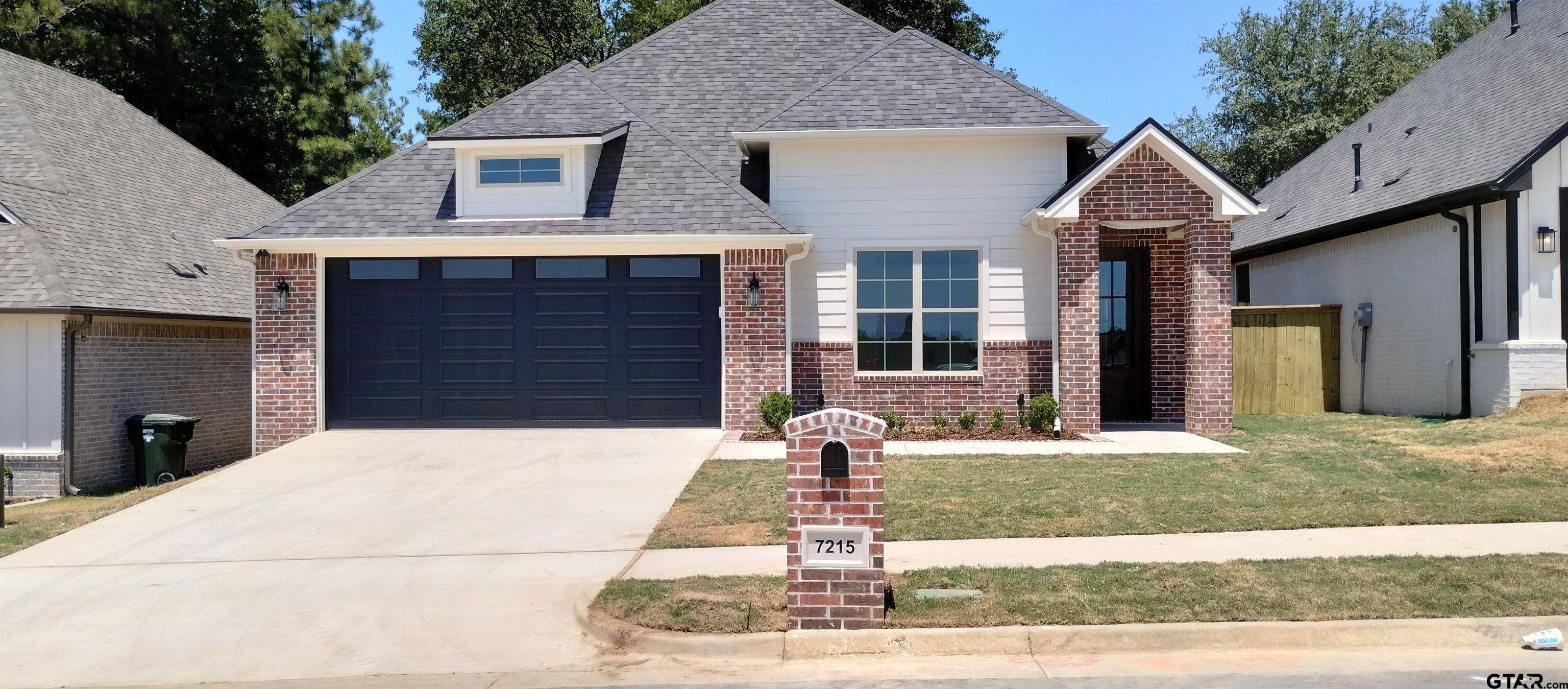 Tyler, TX 75707,7215 Rolling Acres Place