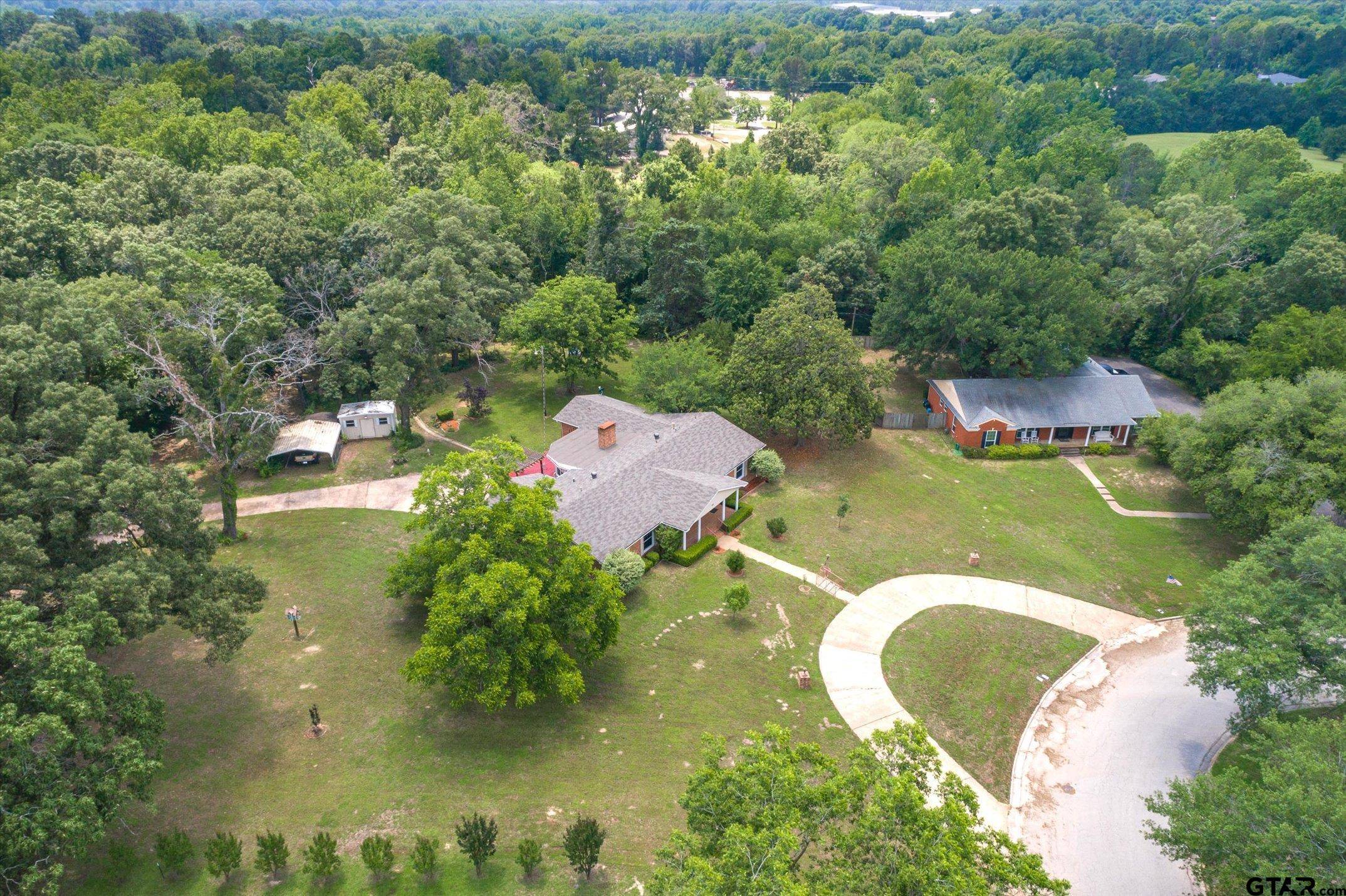 Mineola, TX 75773,182 Circle Dr