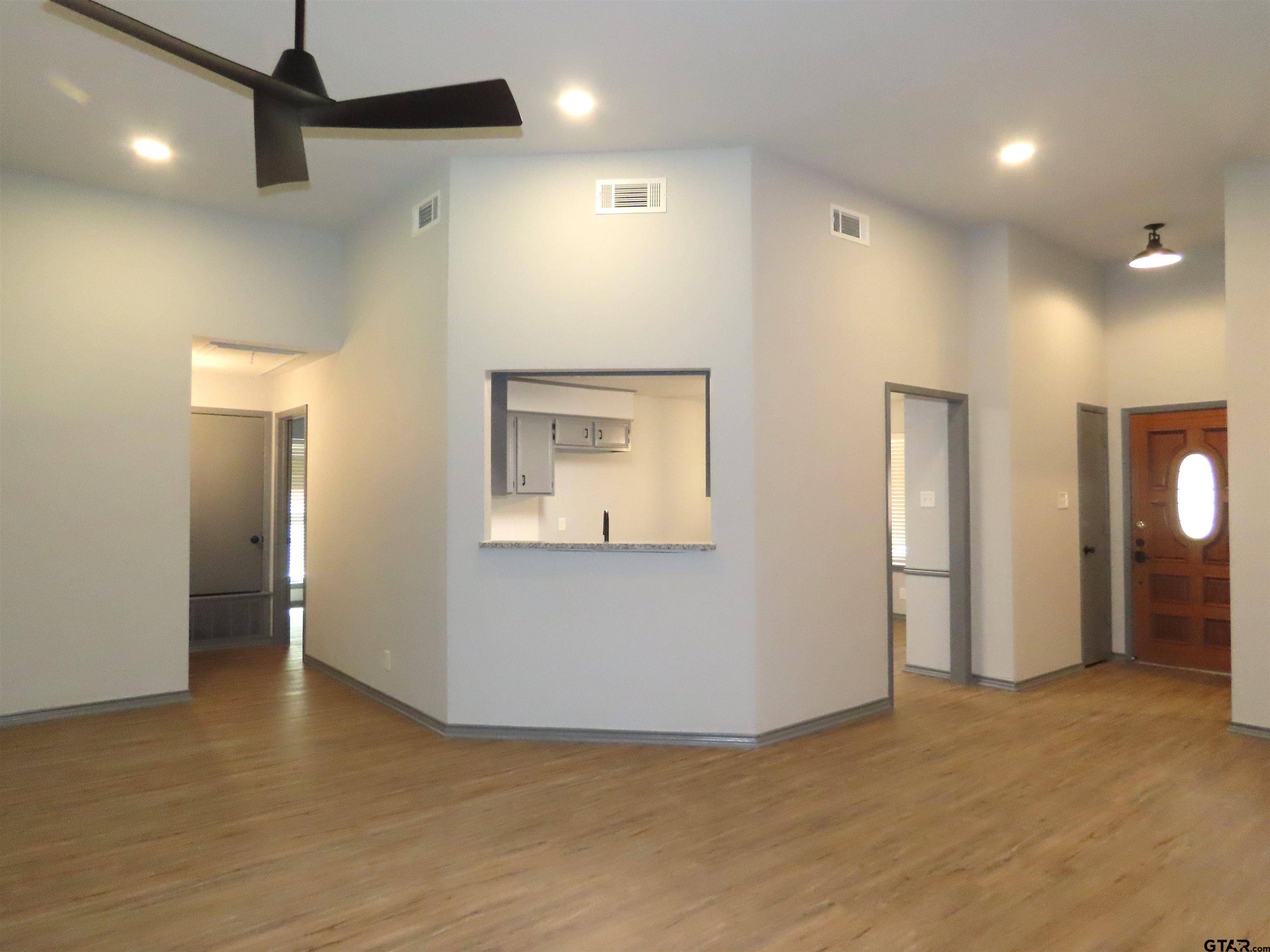 Whitehouse, TX 75791,1009 Corey Dr.