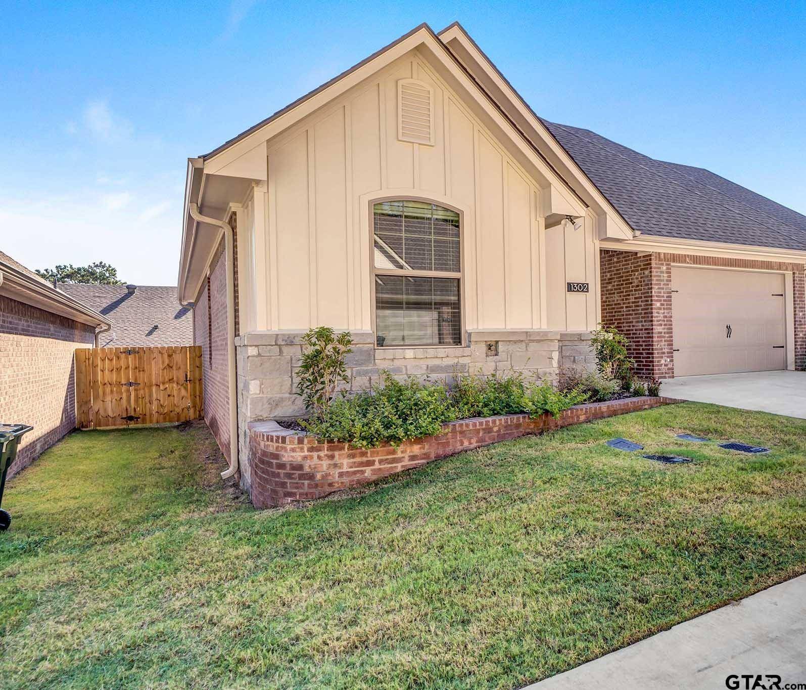 Tyler, TX 75703,5905 Eagle's Nest Blvd., Unit 902
