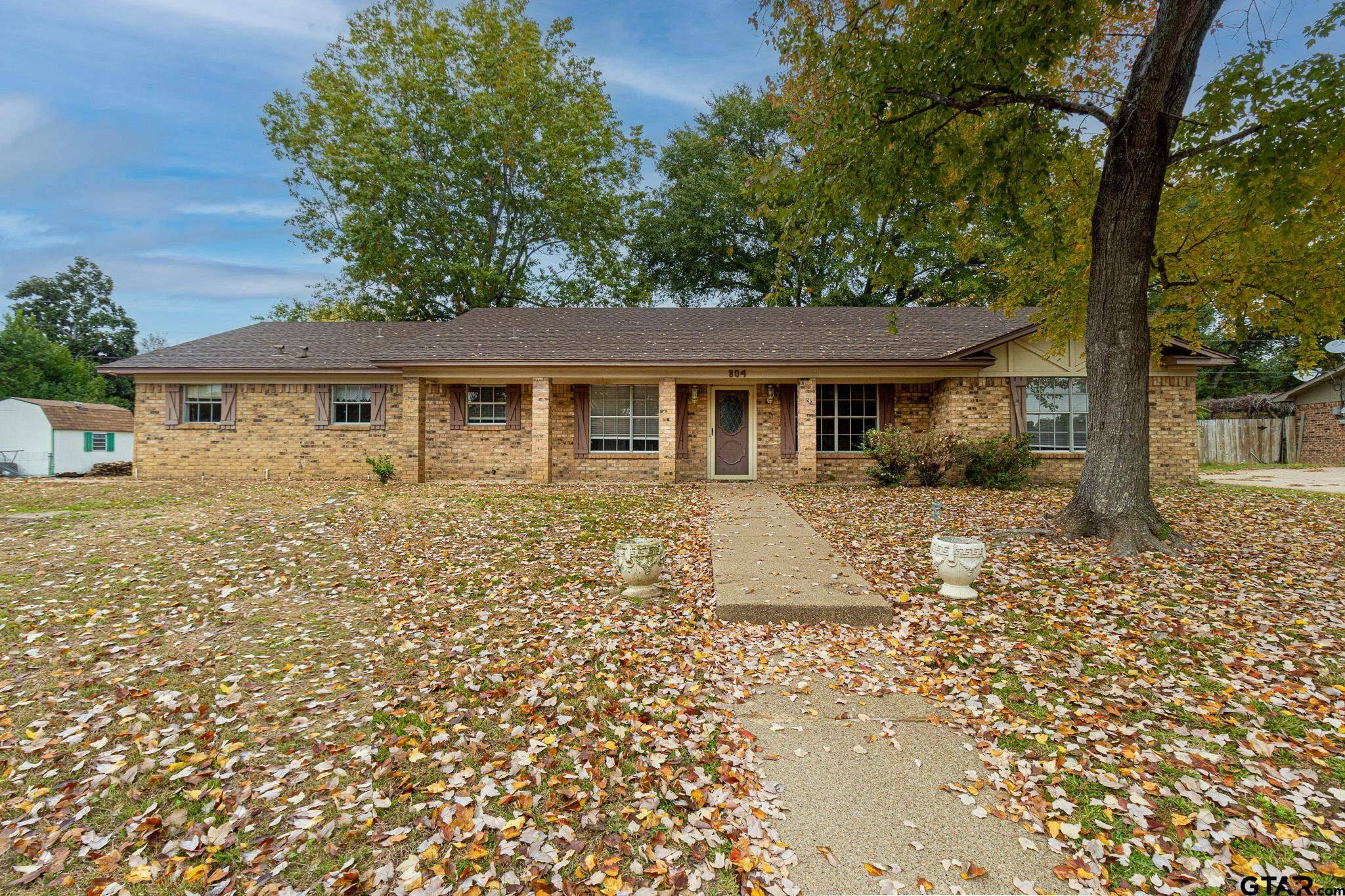 Tyler, TX 75703,804 Pam