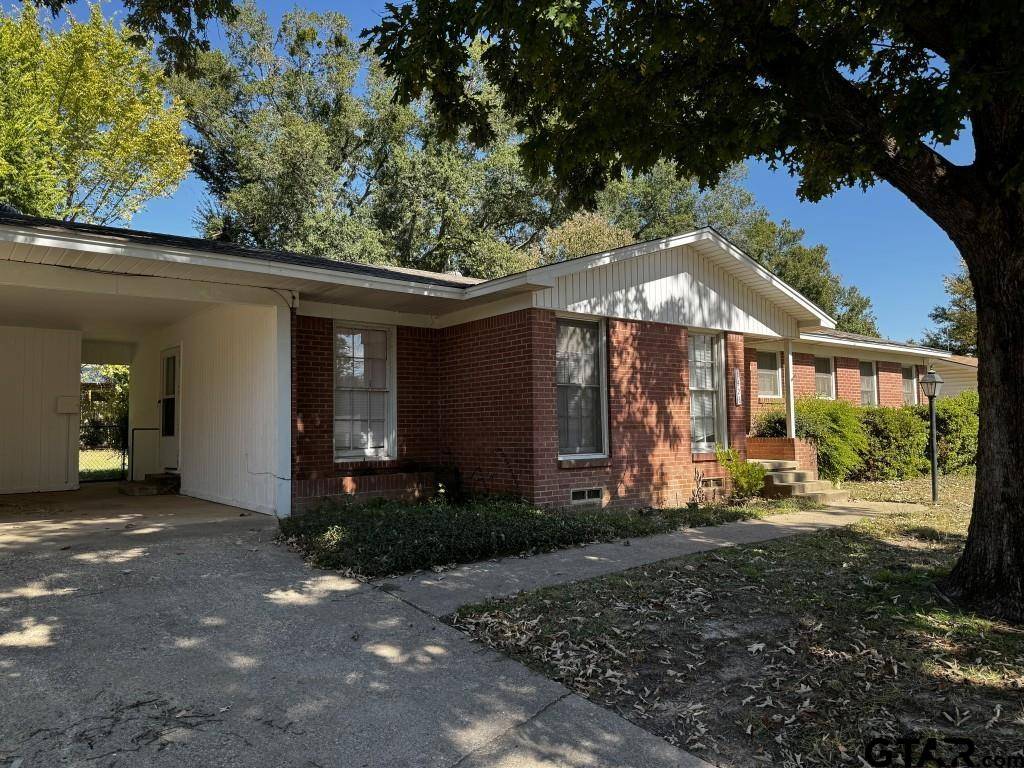 Tyler, TX 75701,1426 Santa Rosa