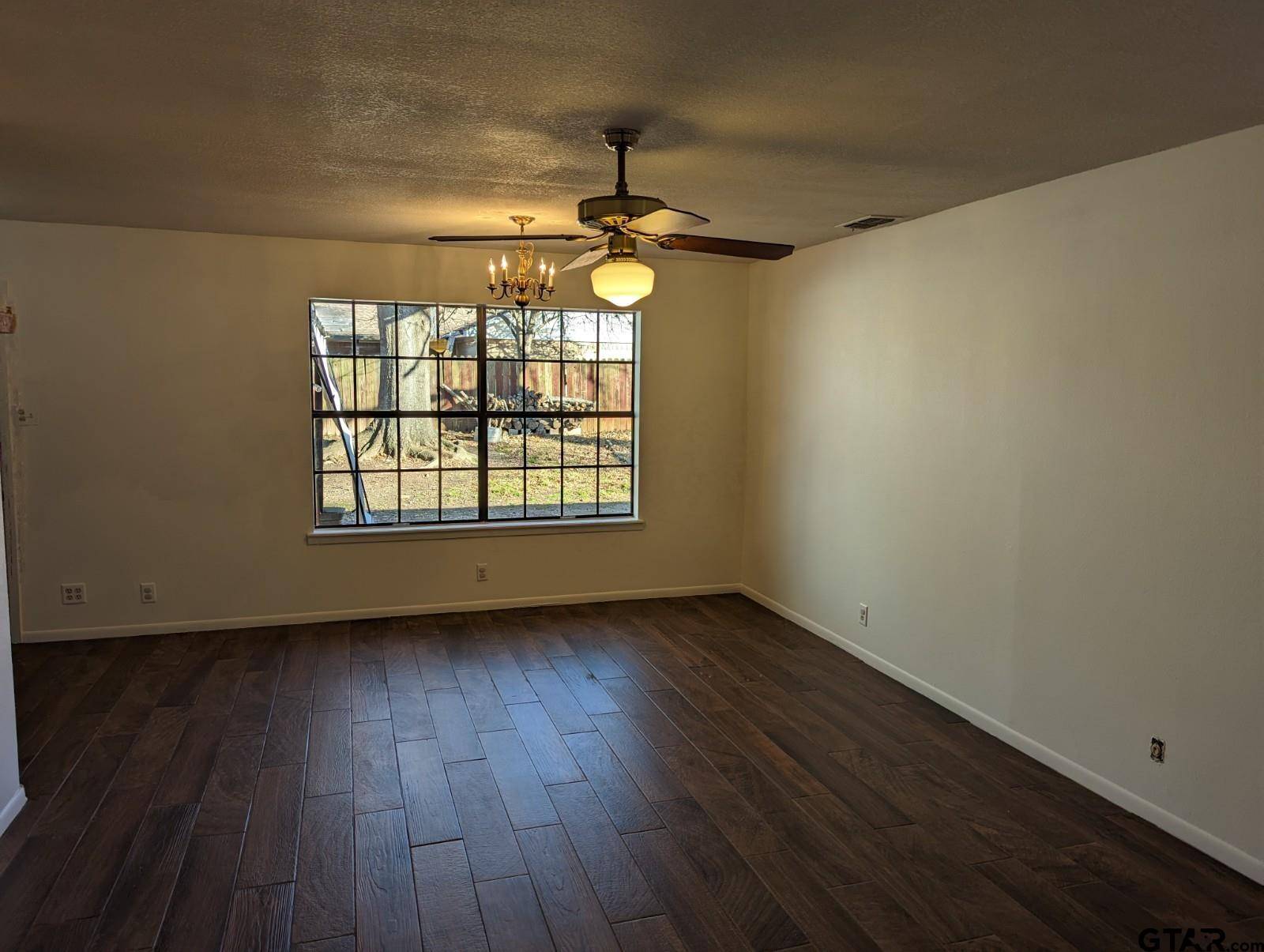 Tyler, TX 75701,1320 Ridgeview Dr.