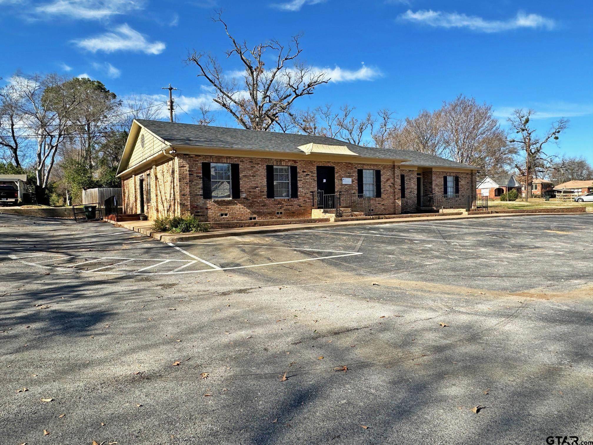 Tyler, TX 75701,601 E Dodge St.