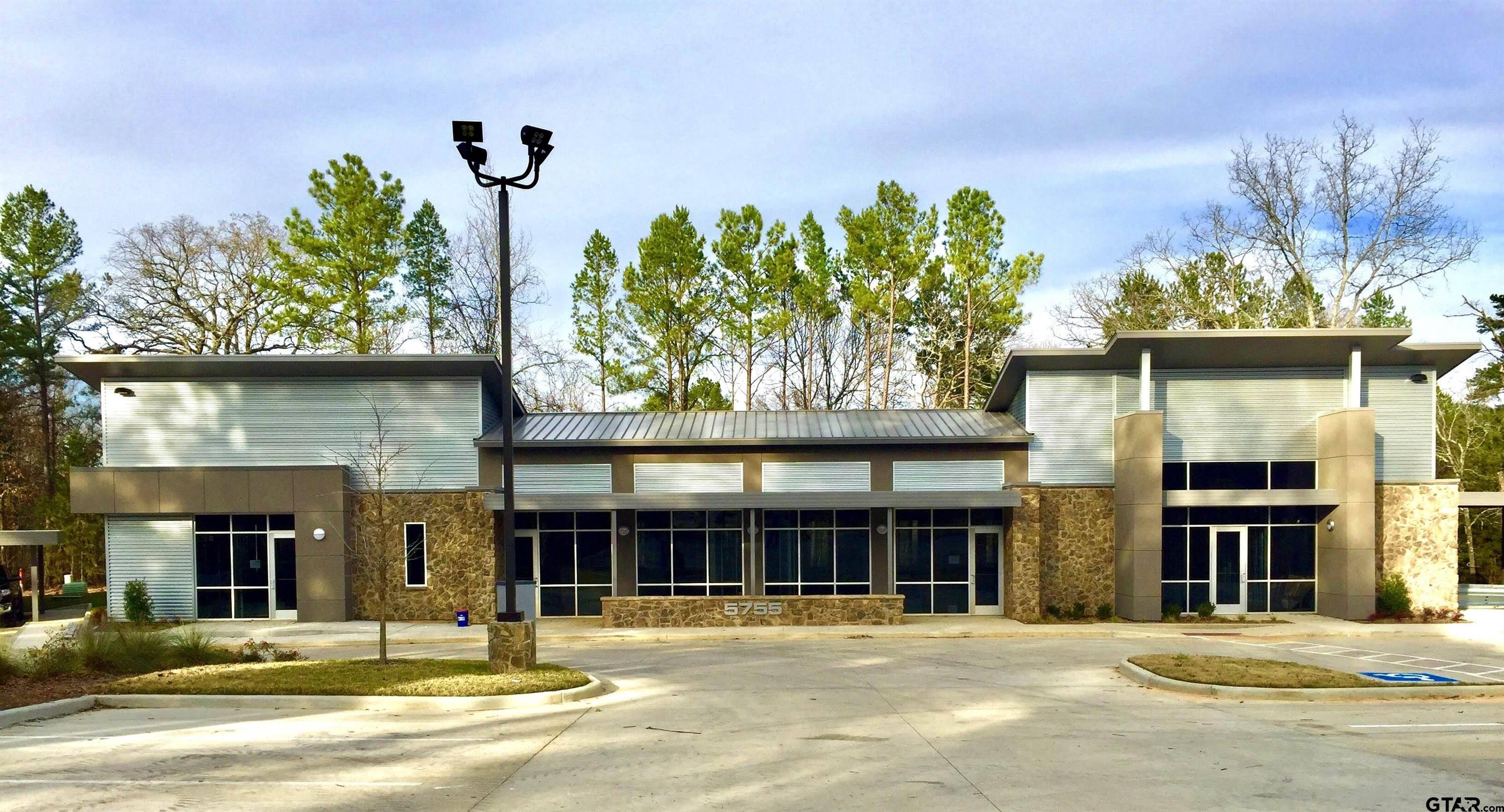 Tyler, TX 75703,5755 Eagles Nest Boulevard