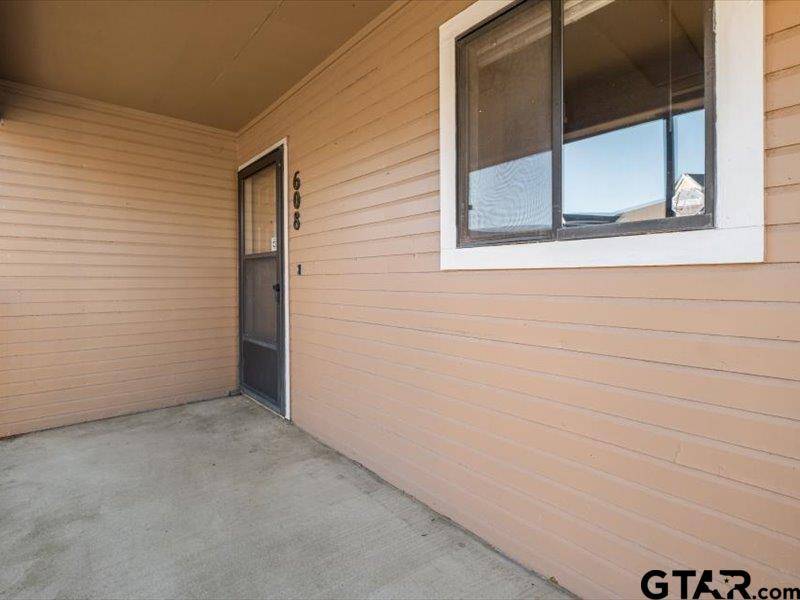 Tyler, TX 75703,400 W Southtown Dr. Unit 608
